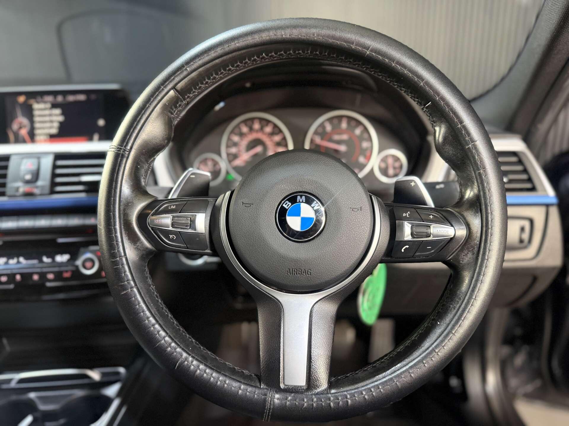 BMW 3 Series view 34