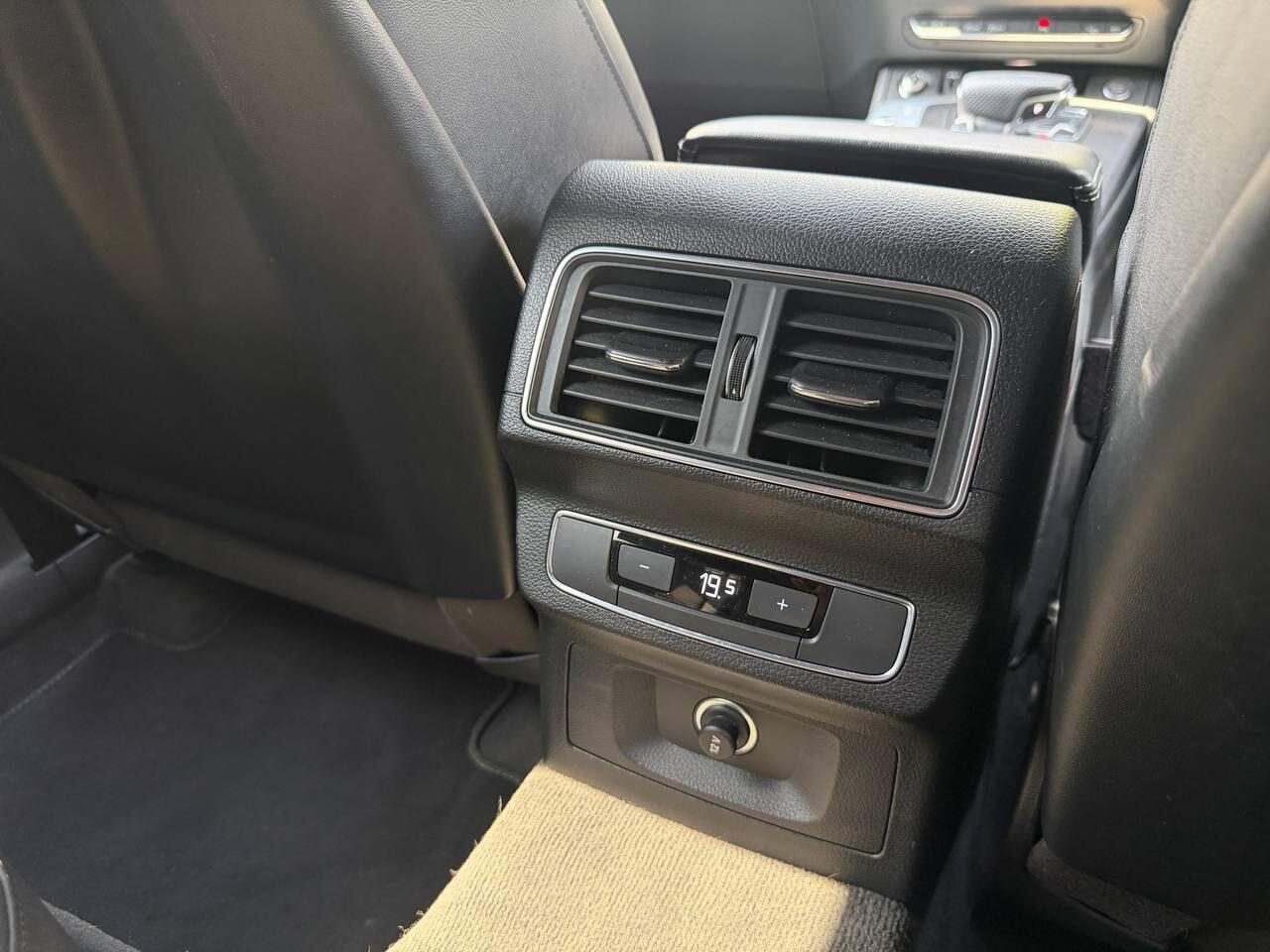 Audi Q5 view 20