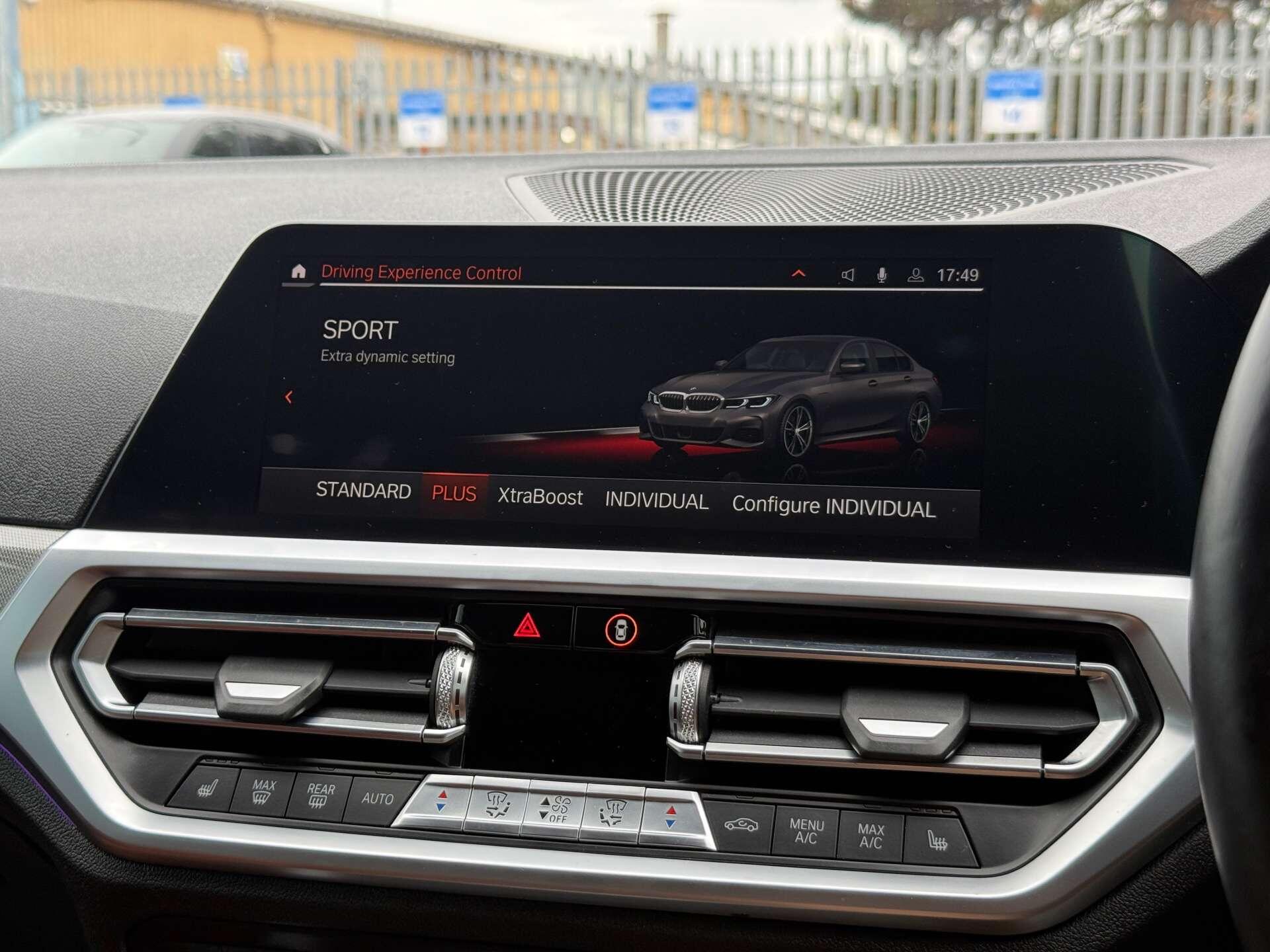 BMW 3 Series view 72