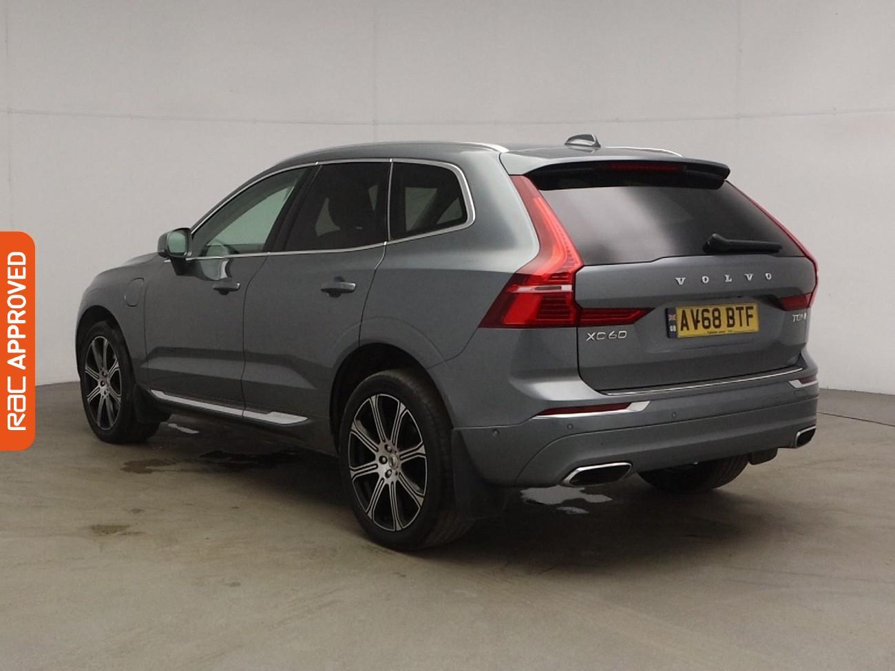 Volvo XC60 view 5