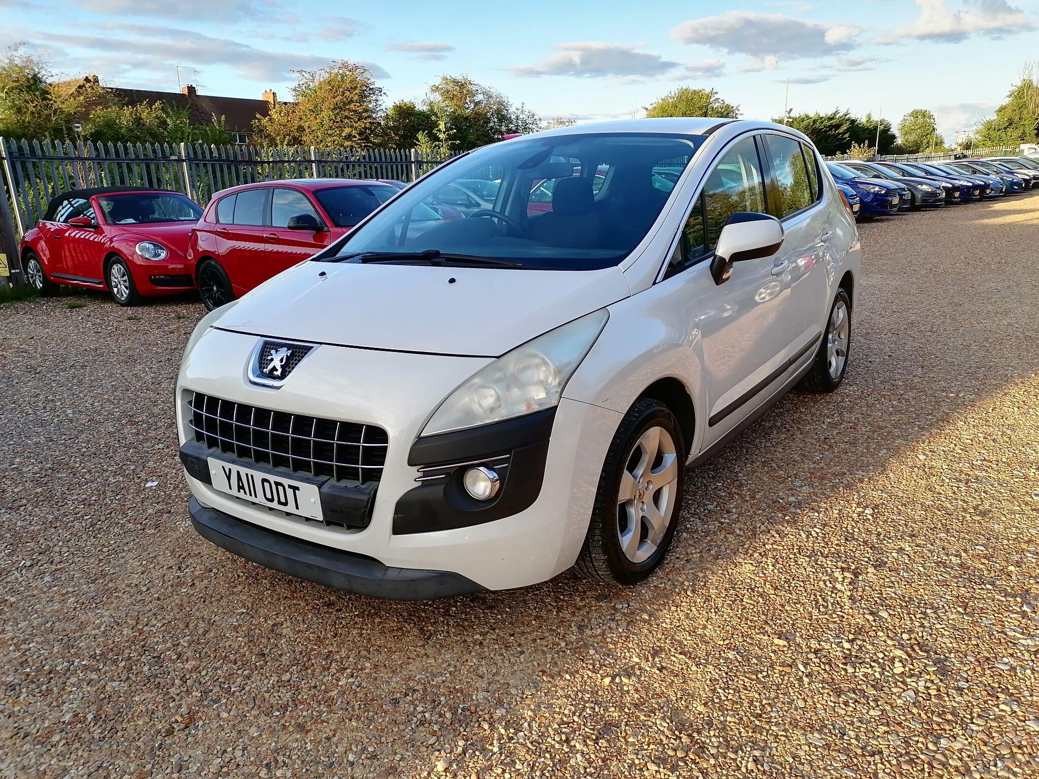 Peugeot 3008 view 9