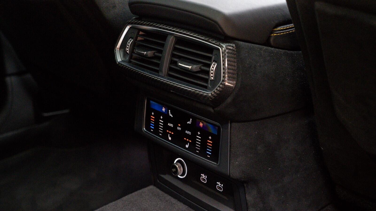 Lamborghini Urus view 10