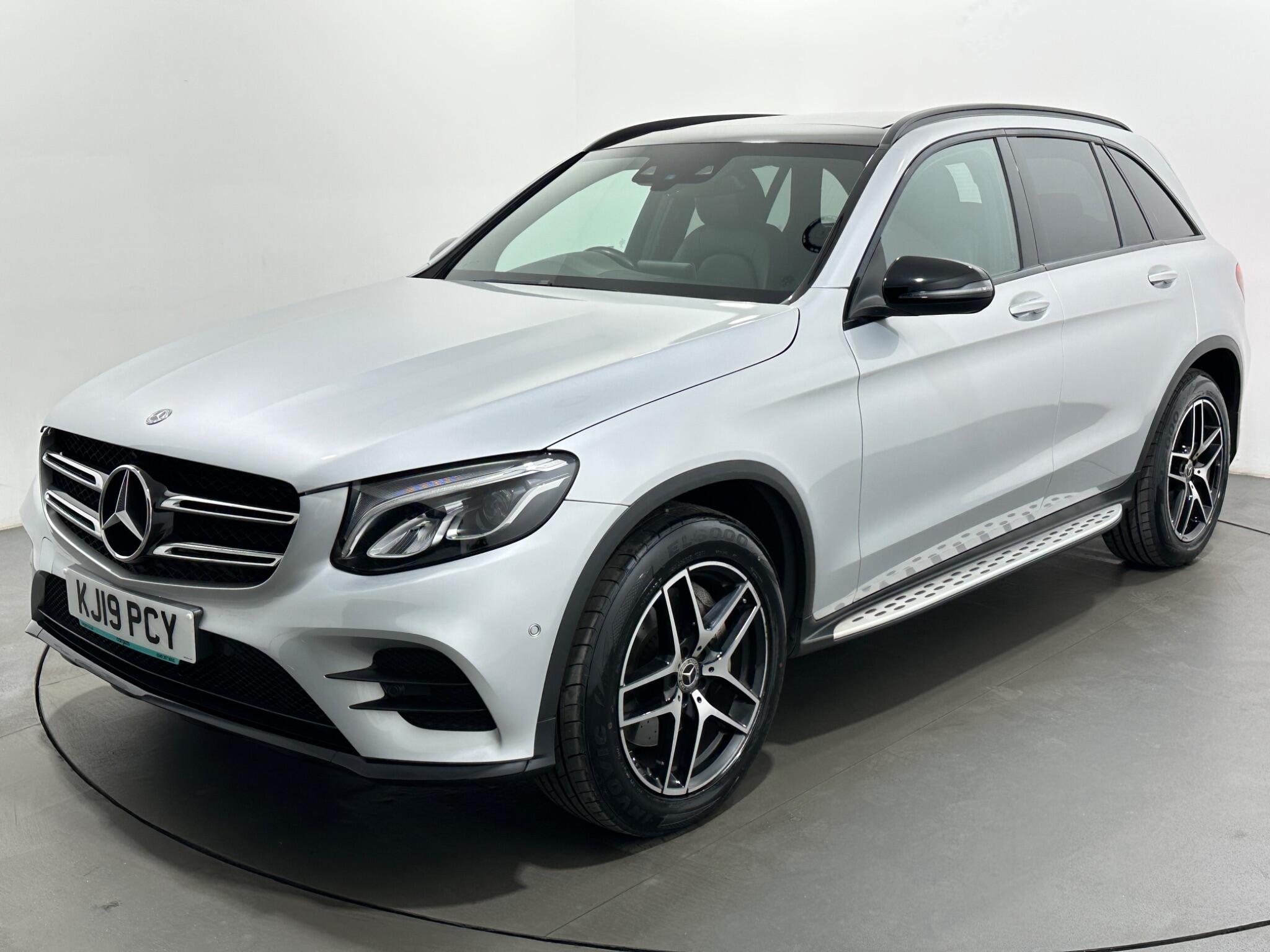Mercedes-Benz GLC view 55