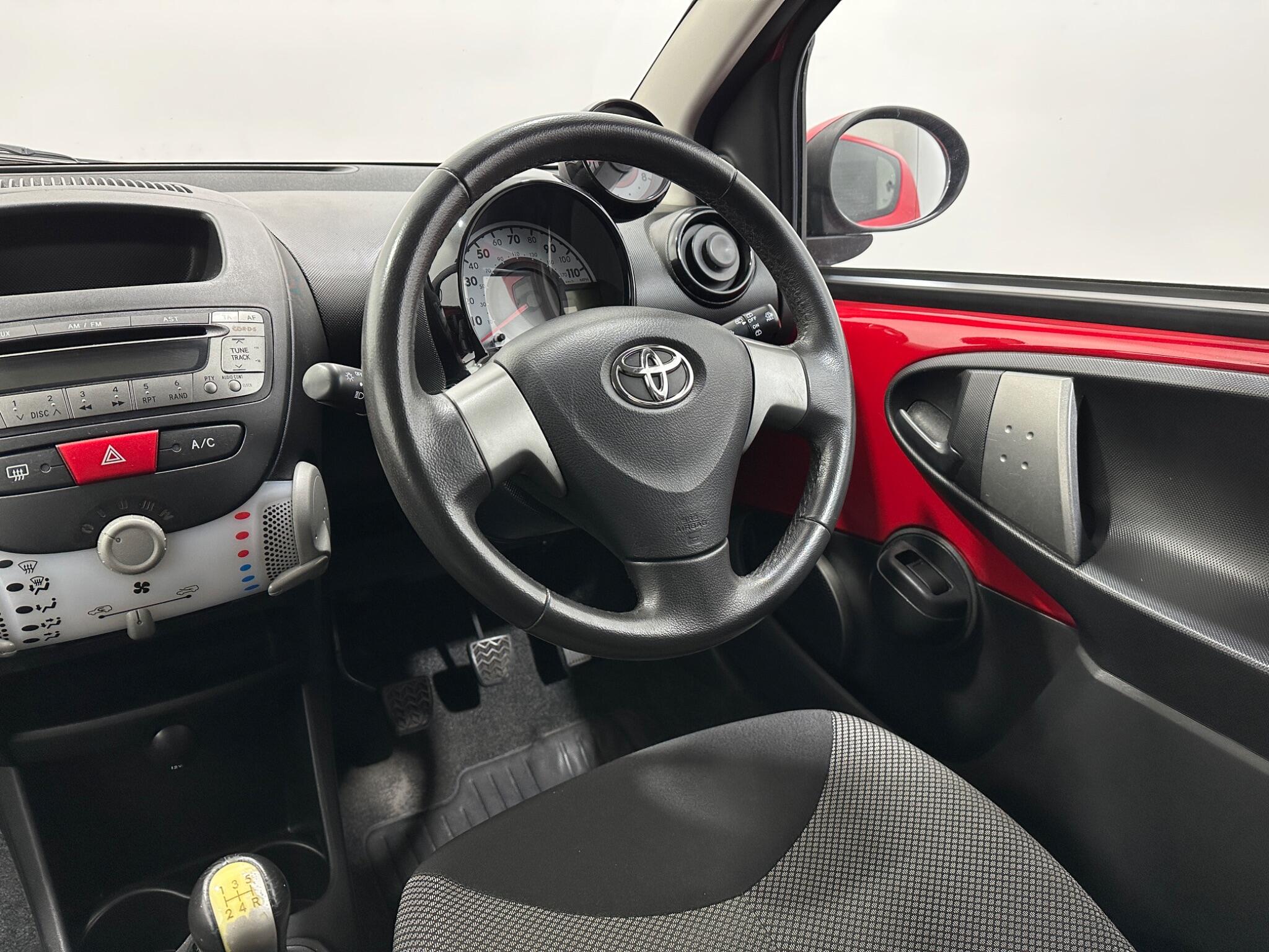 Toyota Aygo view 12