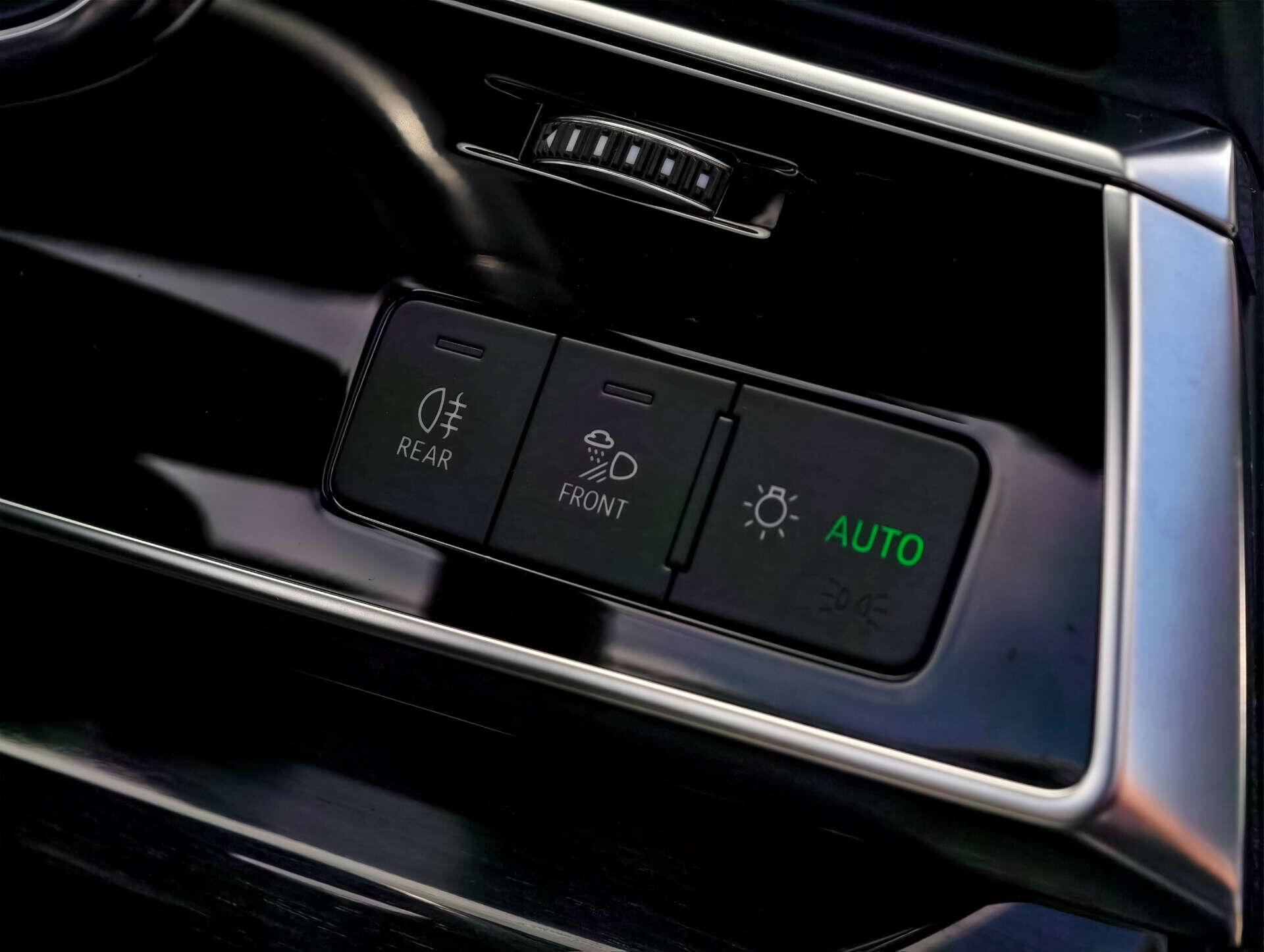 Audi SQ7 view 36