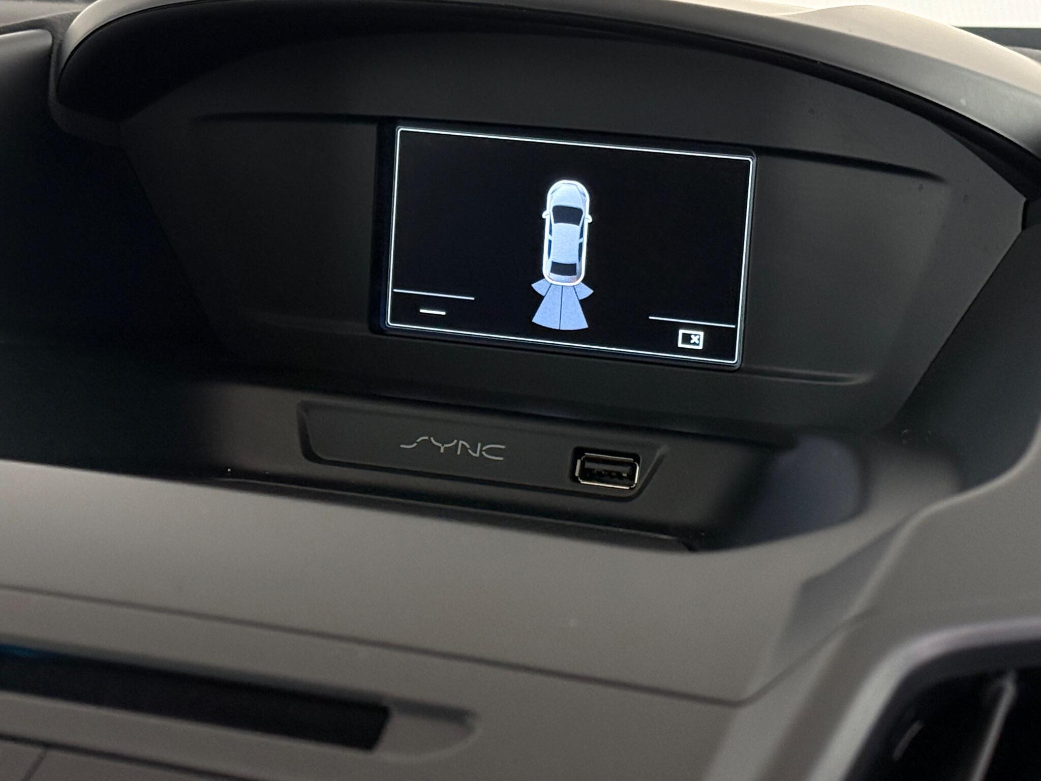 Ford Kuga view 23