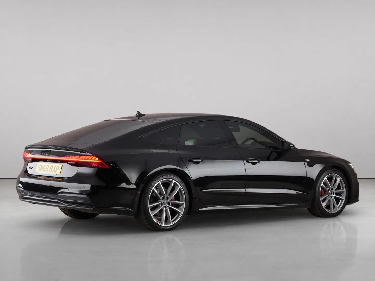 Audi A7 view 8