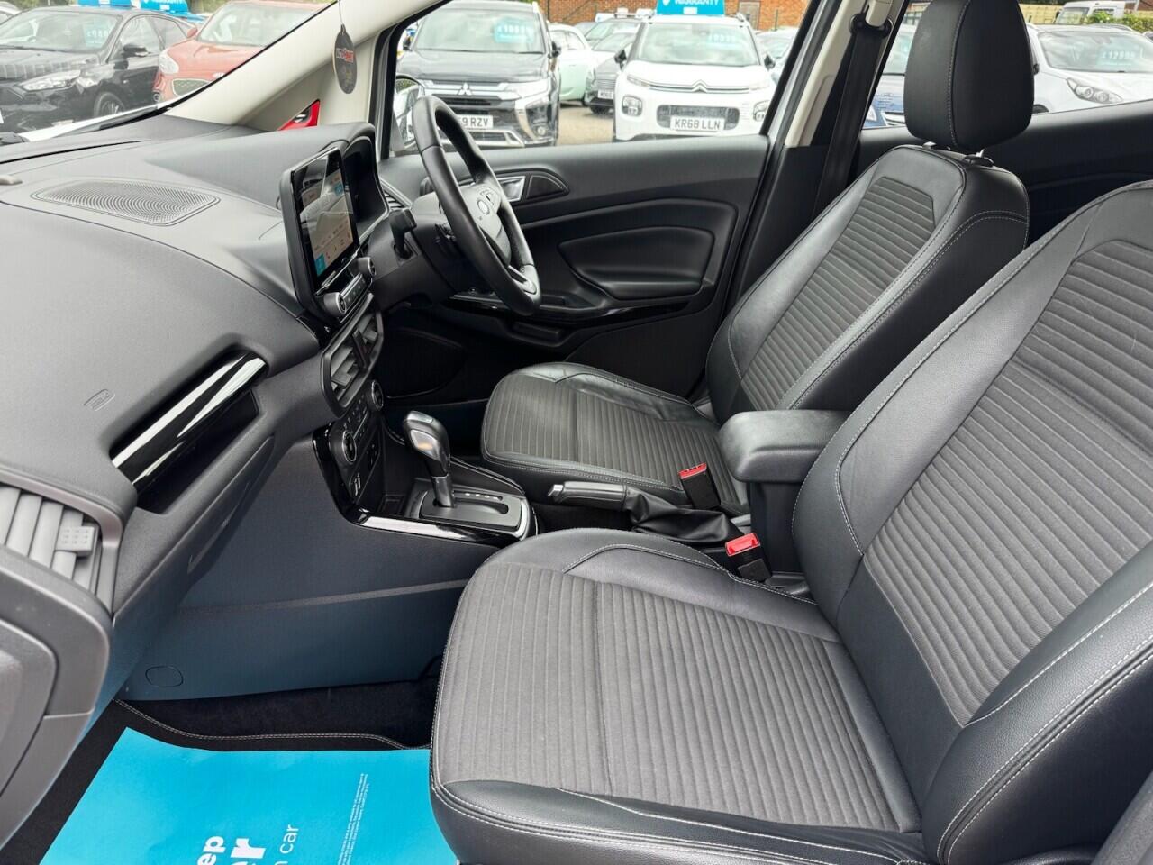 Ford Ecosport view 28