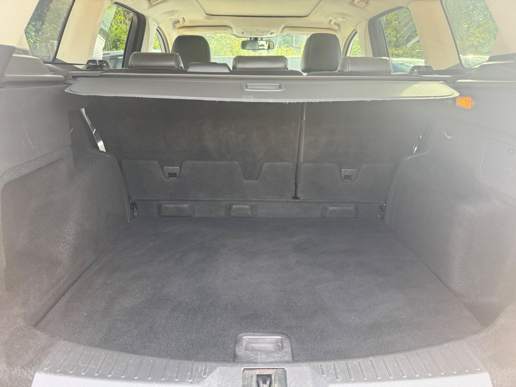 Ford Kuga view 12