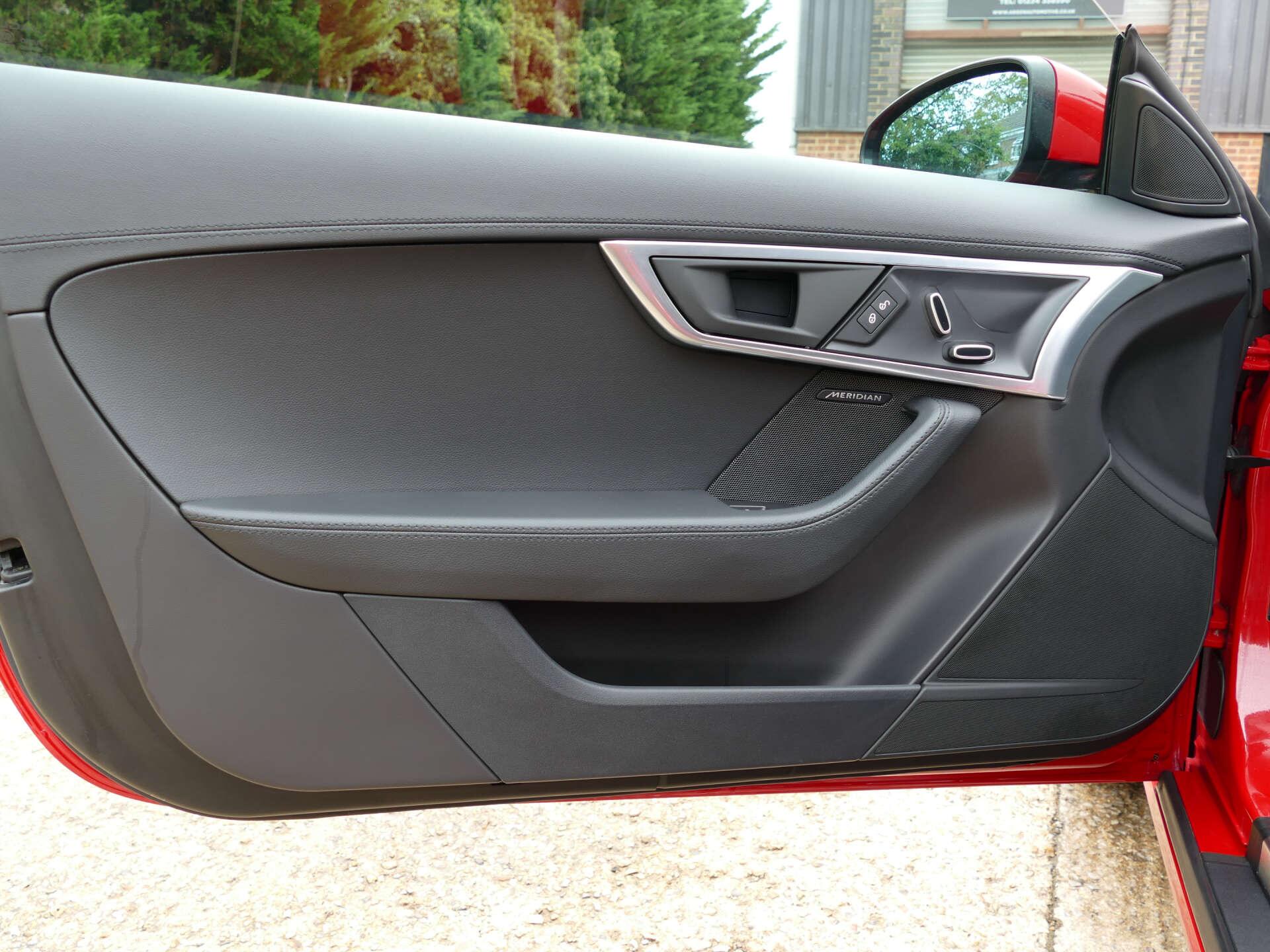Jaguar F-Type view 51