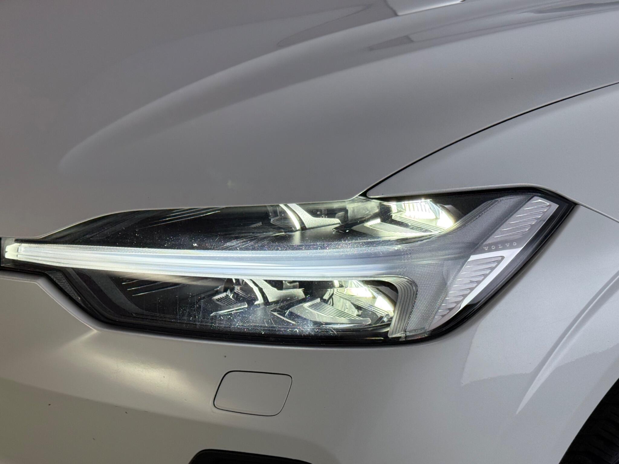 Volvo XC60 view 12