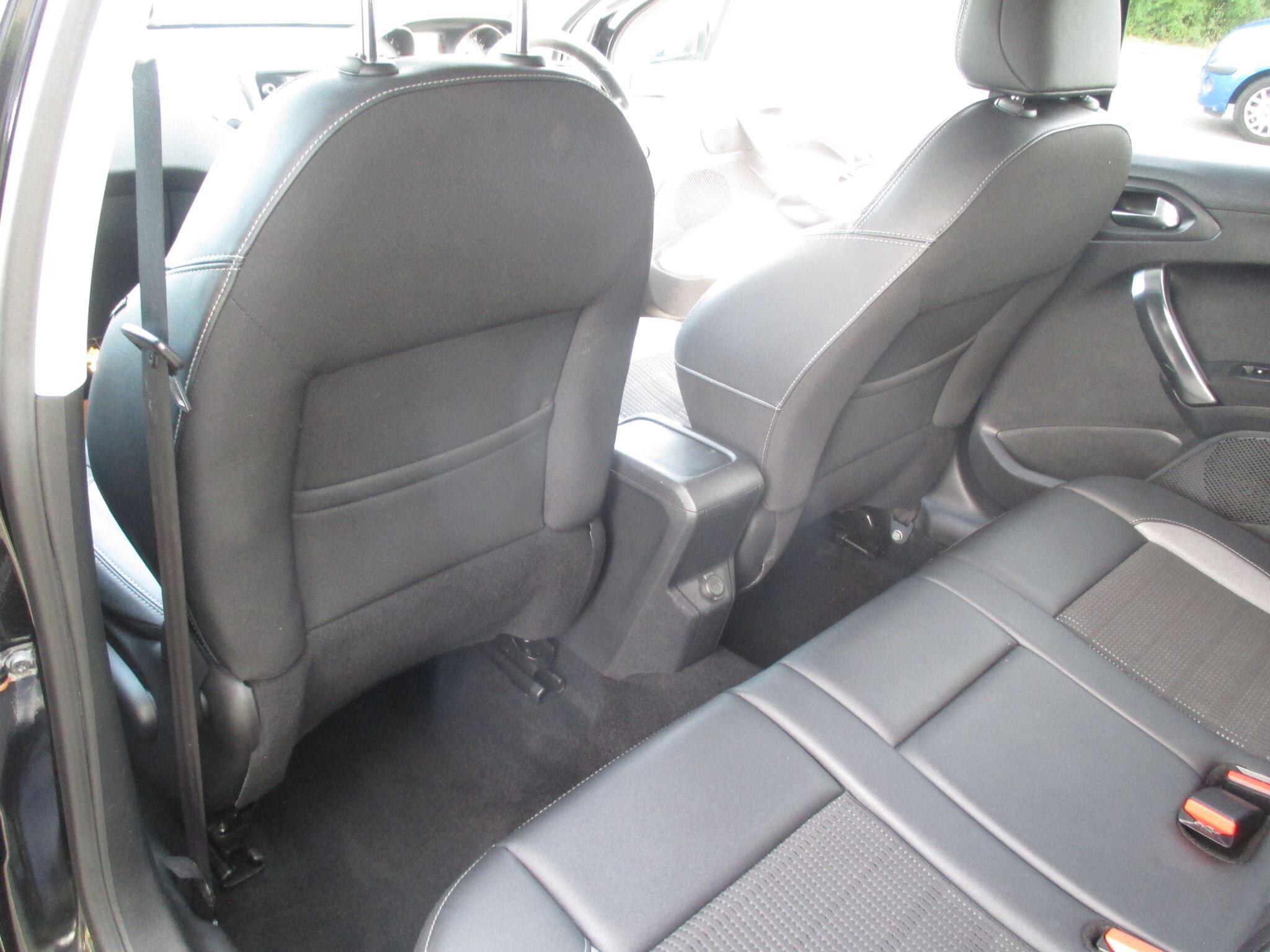 Peugeot 2008 view 29