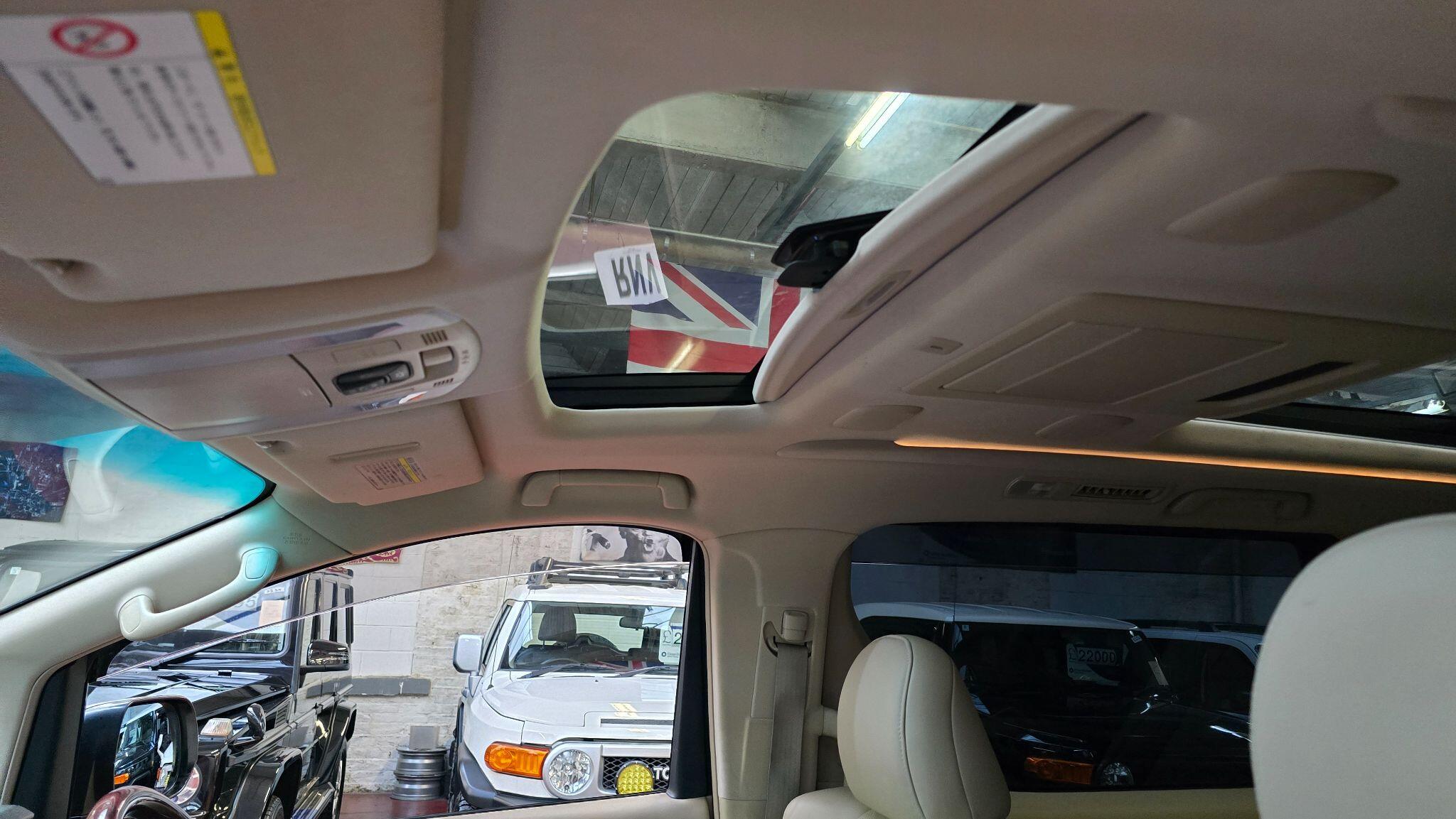 Toyota Vellfire view 15