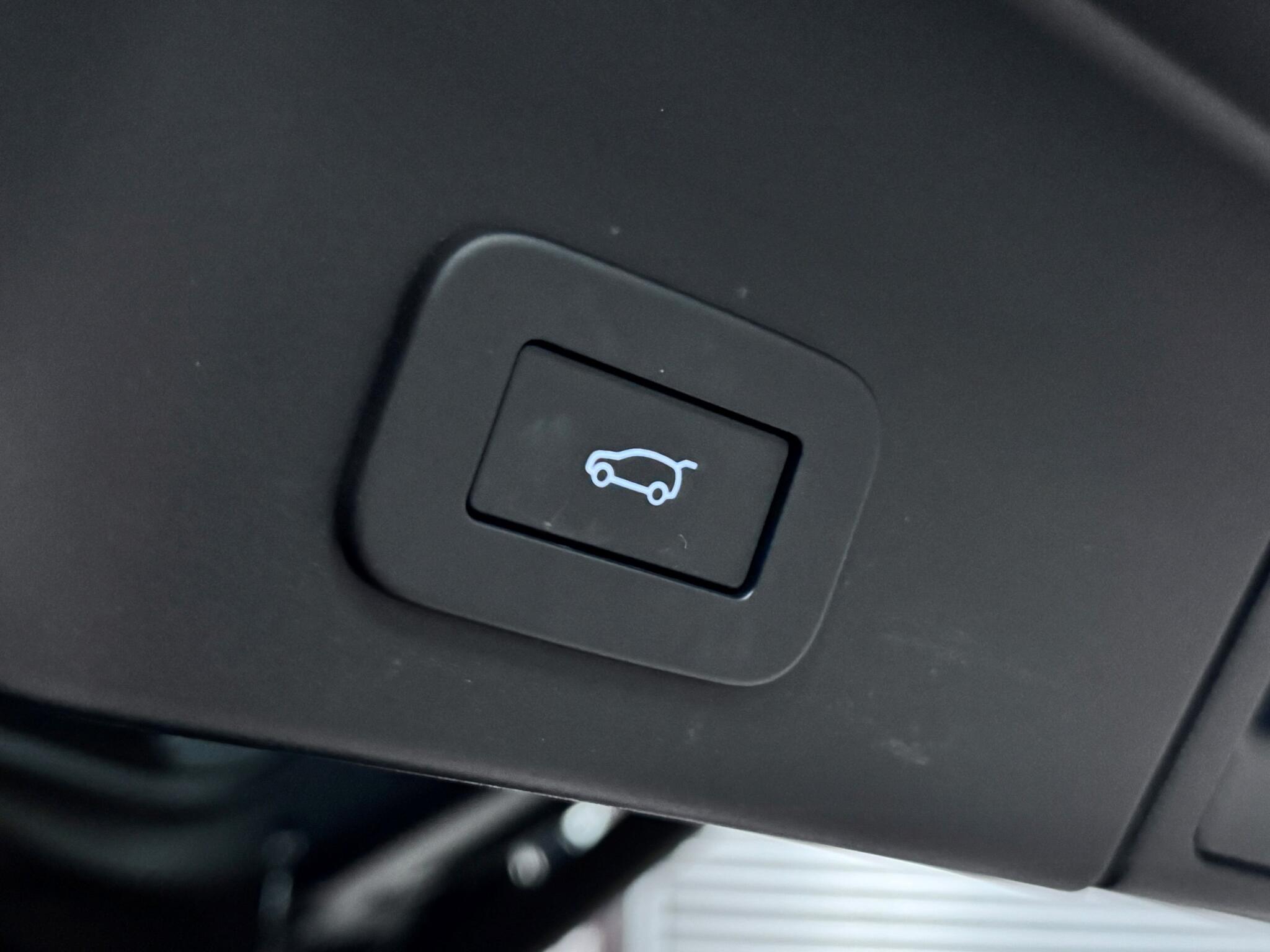 Land Rover Range Rover Evoque view 13