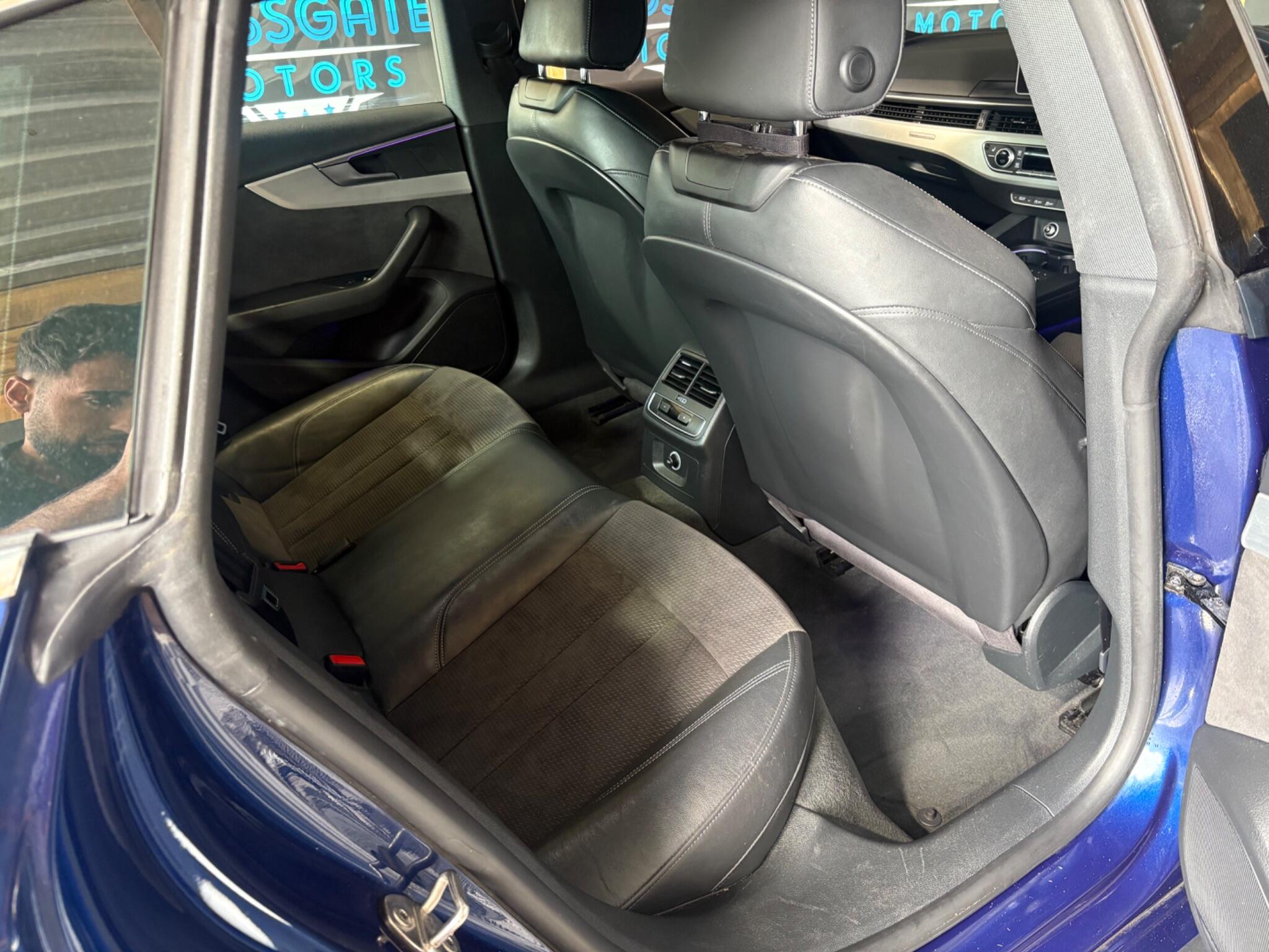 Audi Audi A5 view 18
