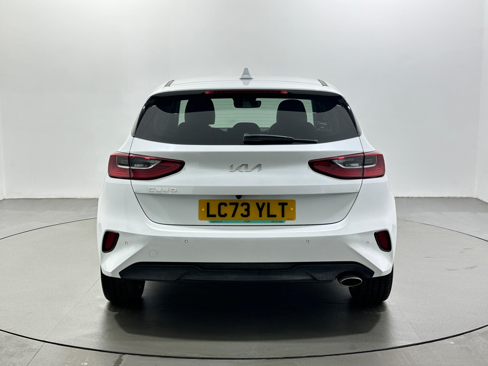 Kia Ceed view 7