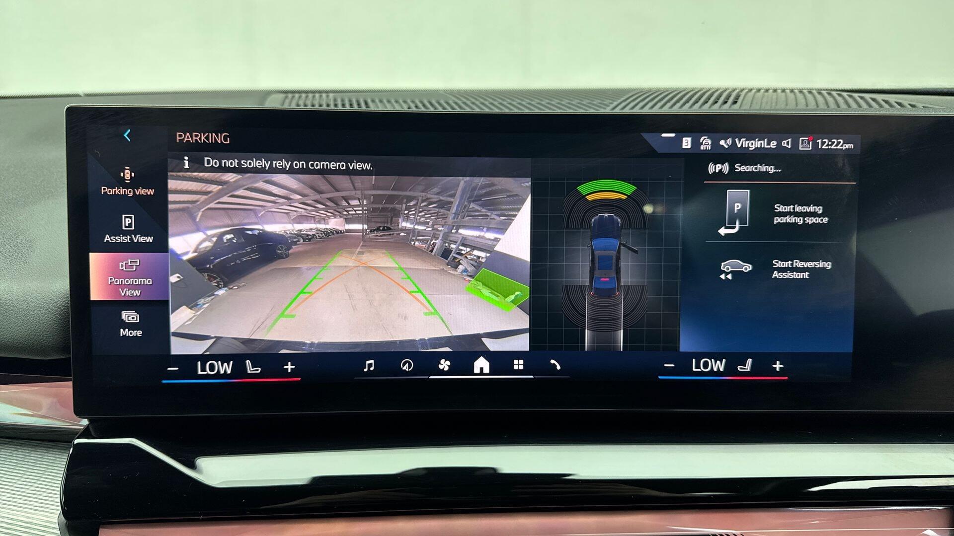BMW i5 view 25