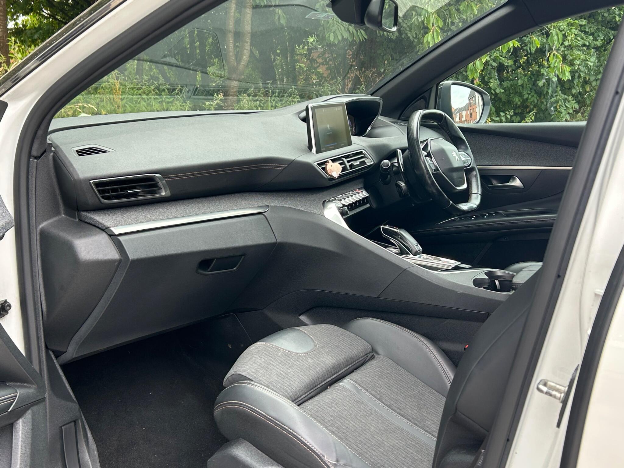 Peugeot 5008 view 57