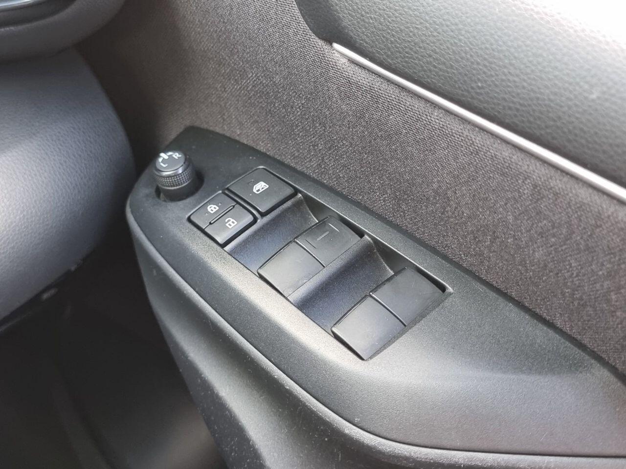Toyota Yaris view 58