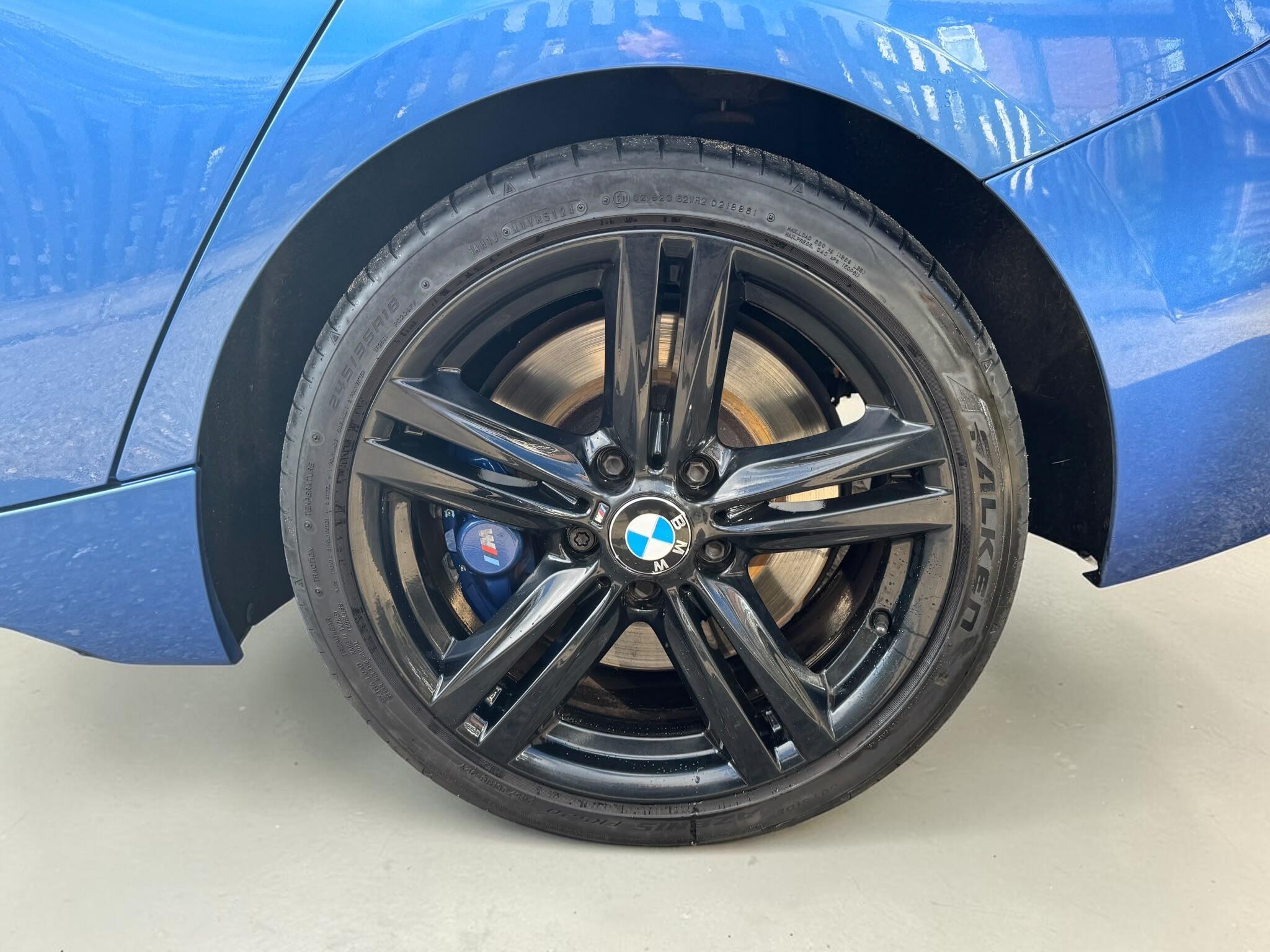 BMW 1 Series view 27