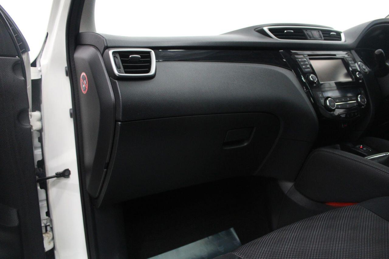 Nissan Qashqai view 32