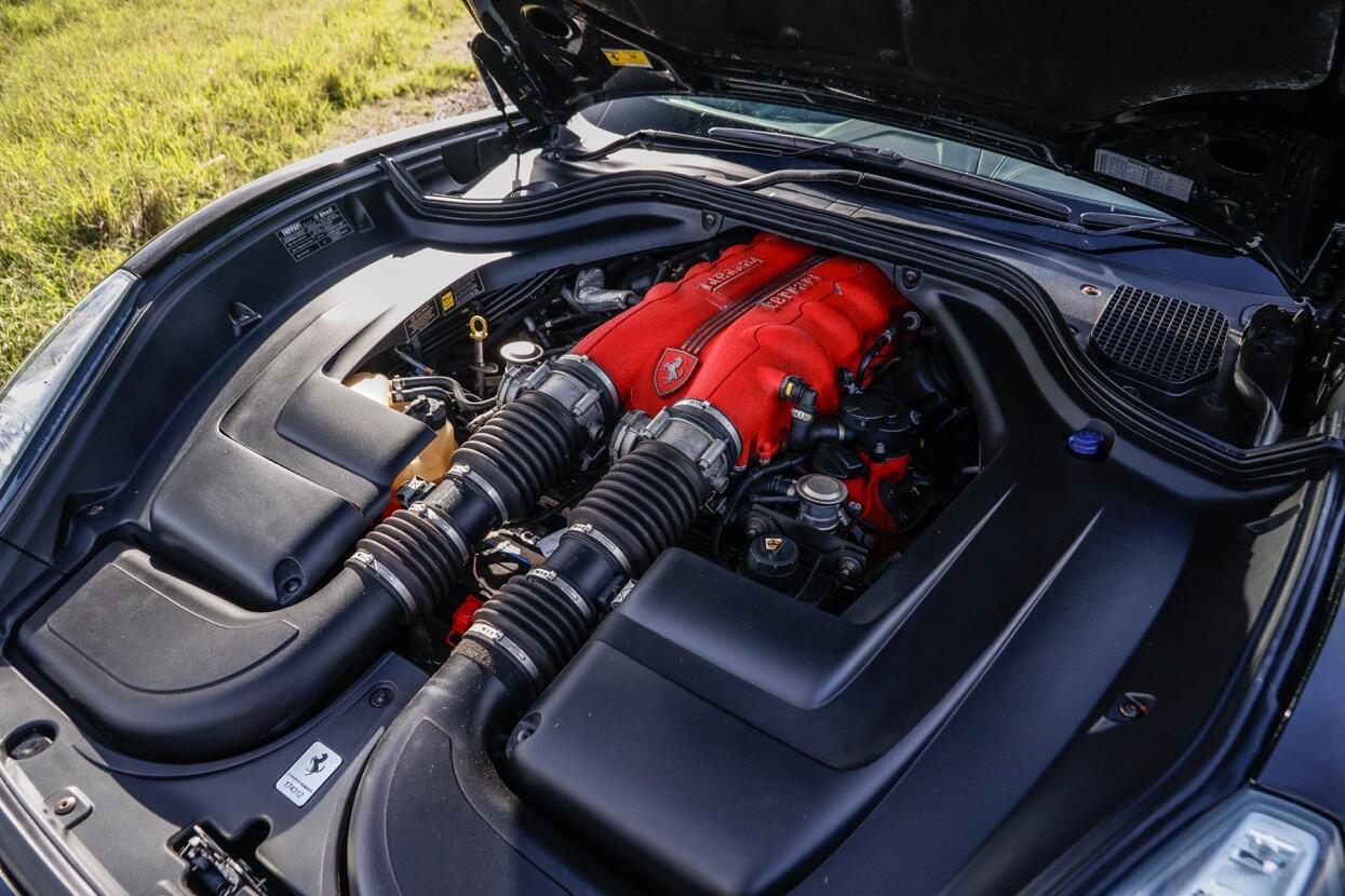 Ferrari California view 20