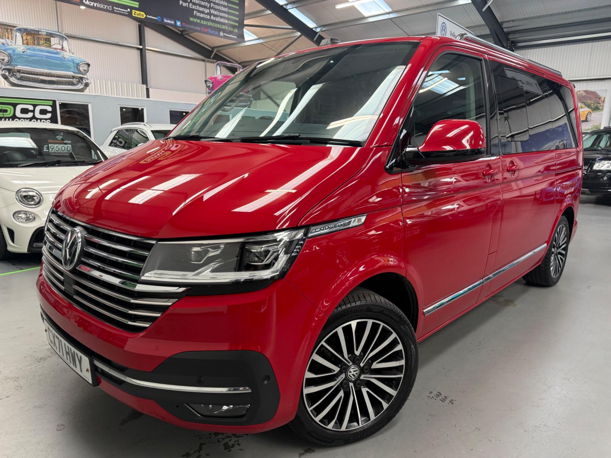 Volkswagen Caravelle view 4
