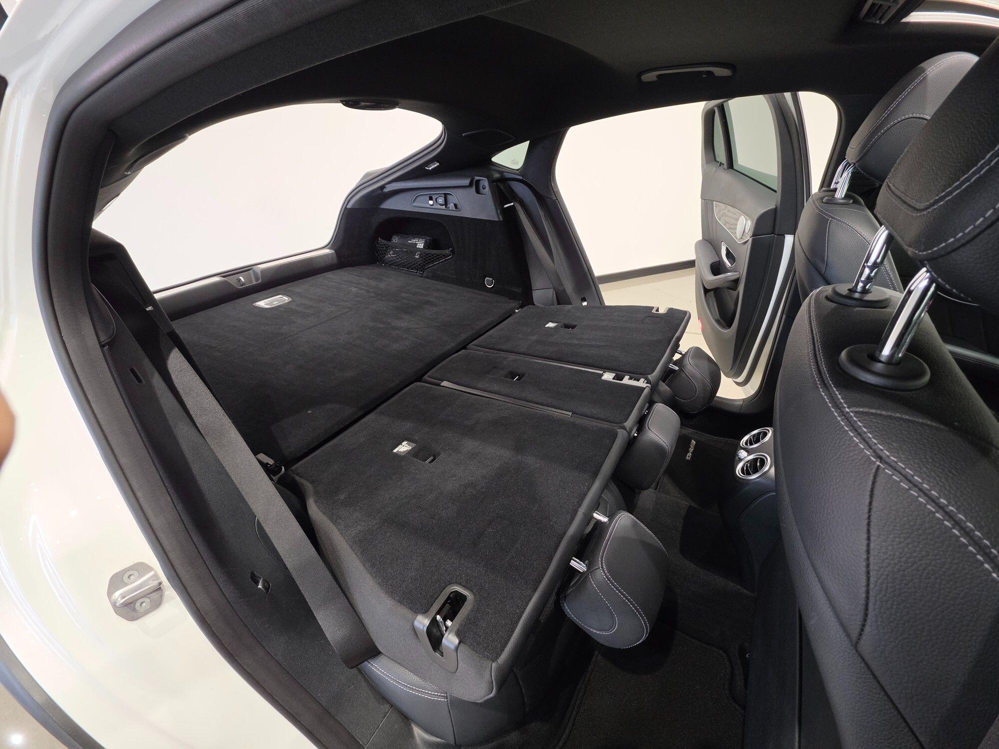 Mercedes-Benz GLC view 77