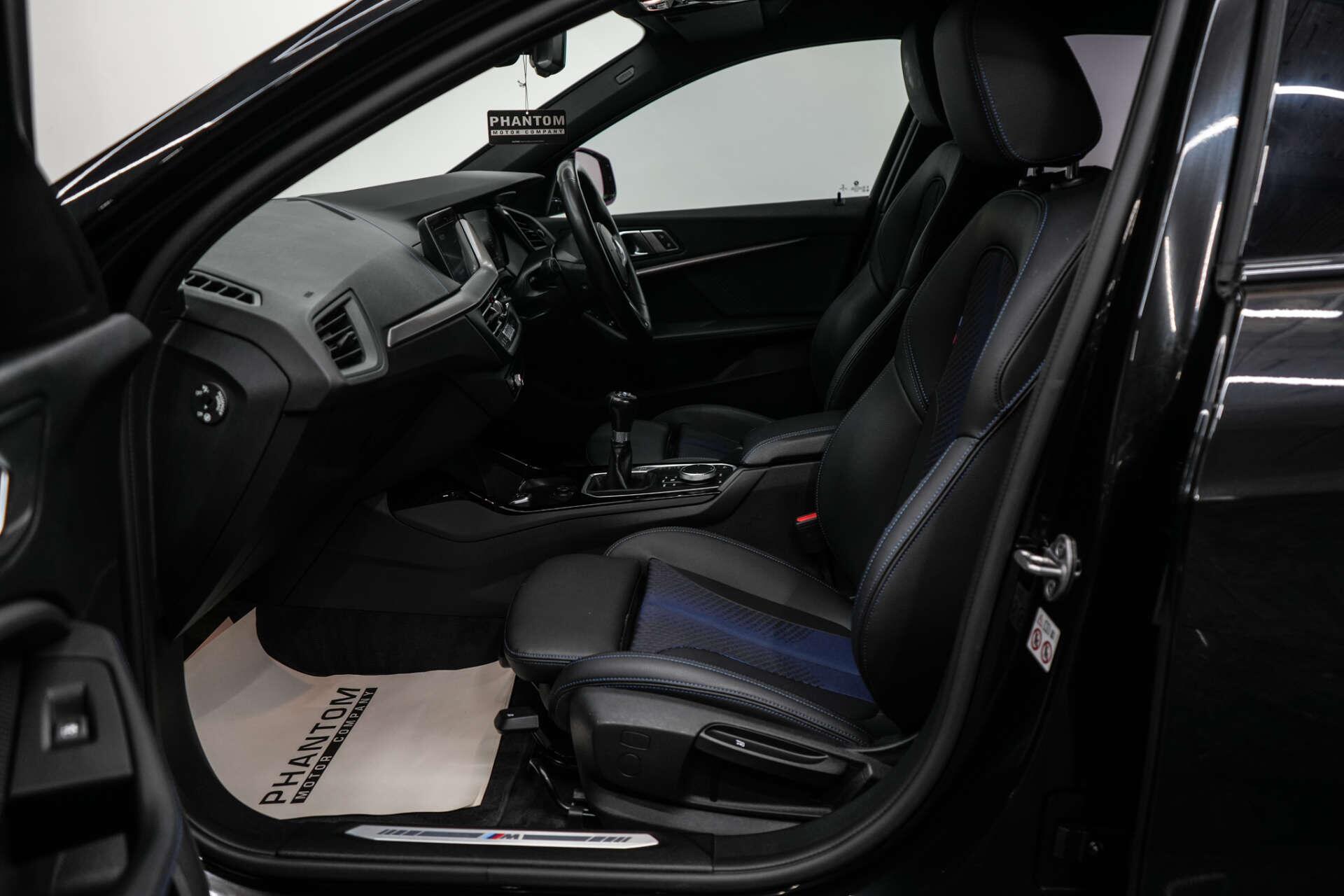 BMW 1 Series view 22