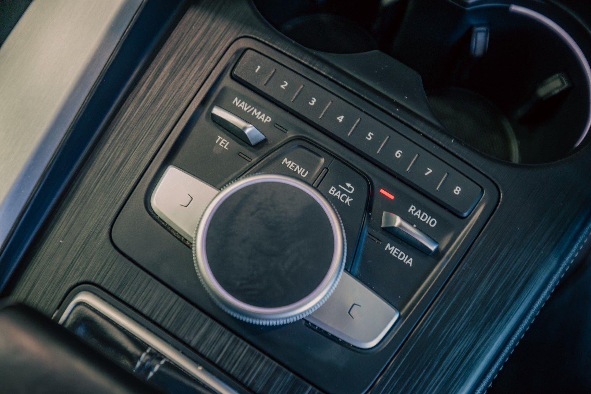 Audi S5 view 23