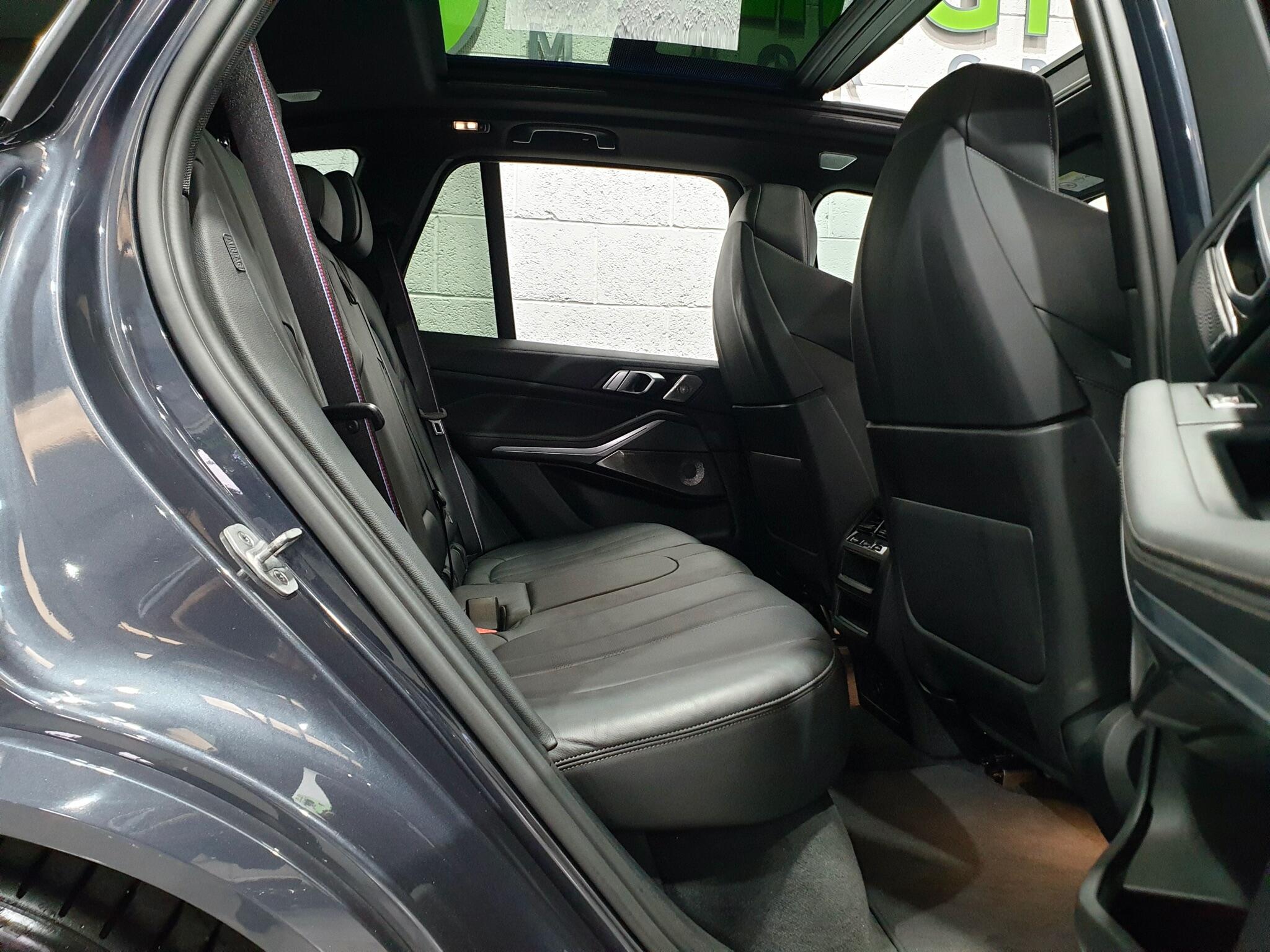 BMW X5 view 49