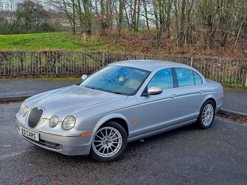 2004 Jaguar S-Type 3.0 V6 SE Plus 4dr • 71,000 miles image 5