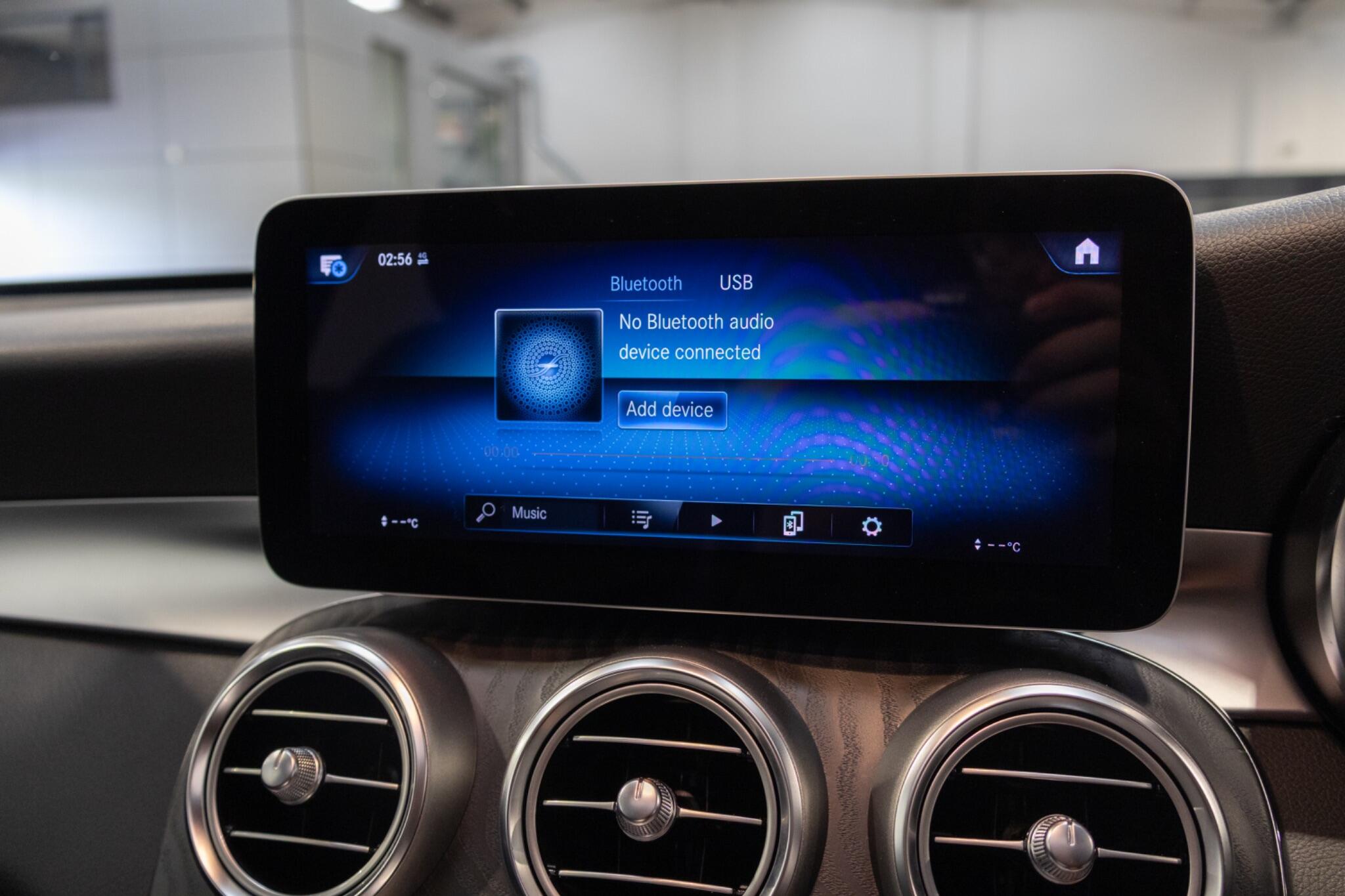 Mercedes-Benz GLC view 20