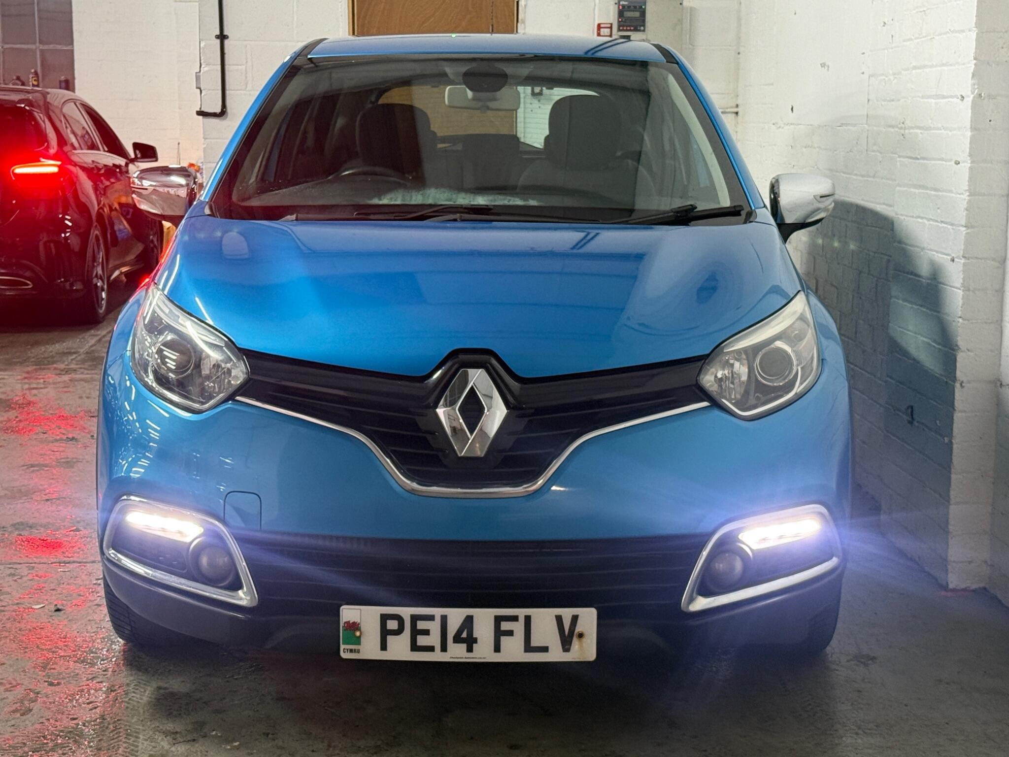 2014 Renault Captur 1.5 dCi ENERGY Dynamique MediaNav Euro 5 (s/s) 5dr • 115,000 miles image 2