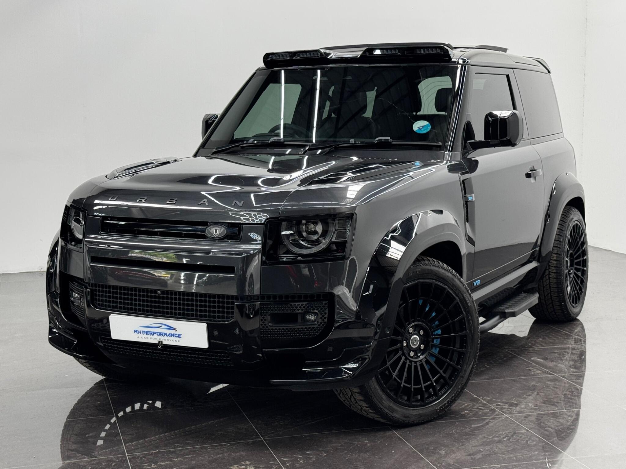 Land Rover Defender view 25