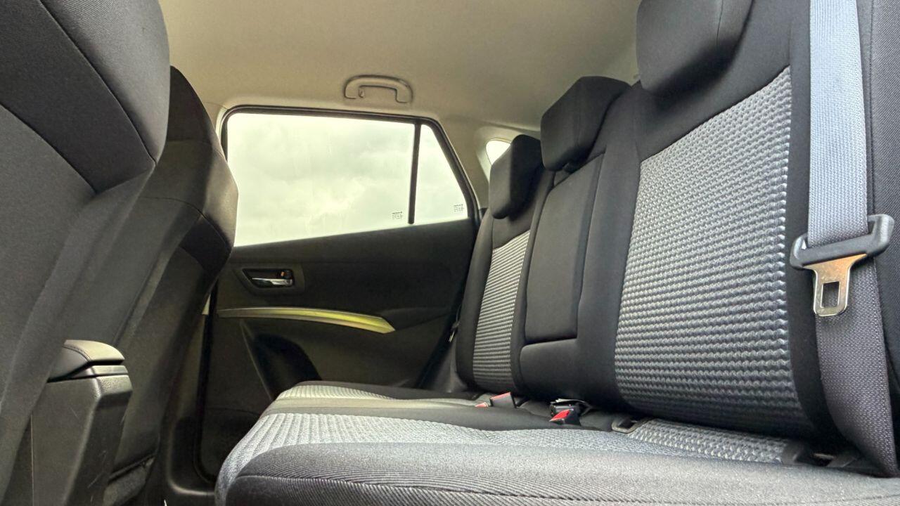 Suzuki S-Cross view 13