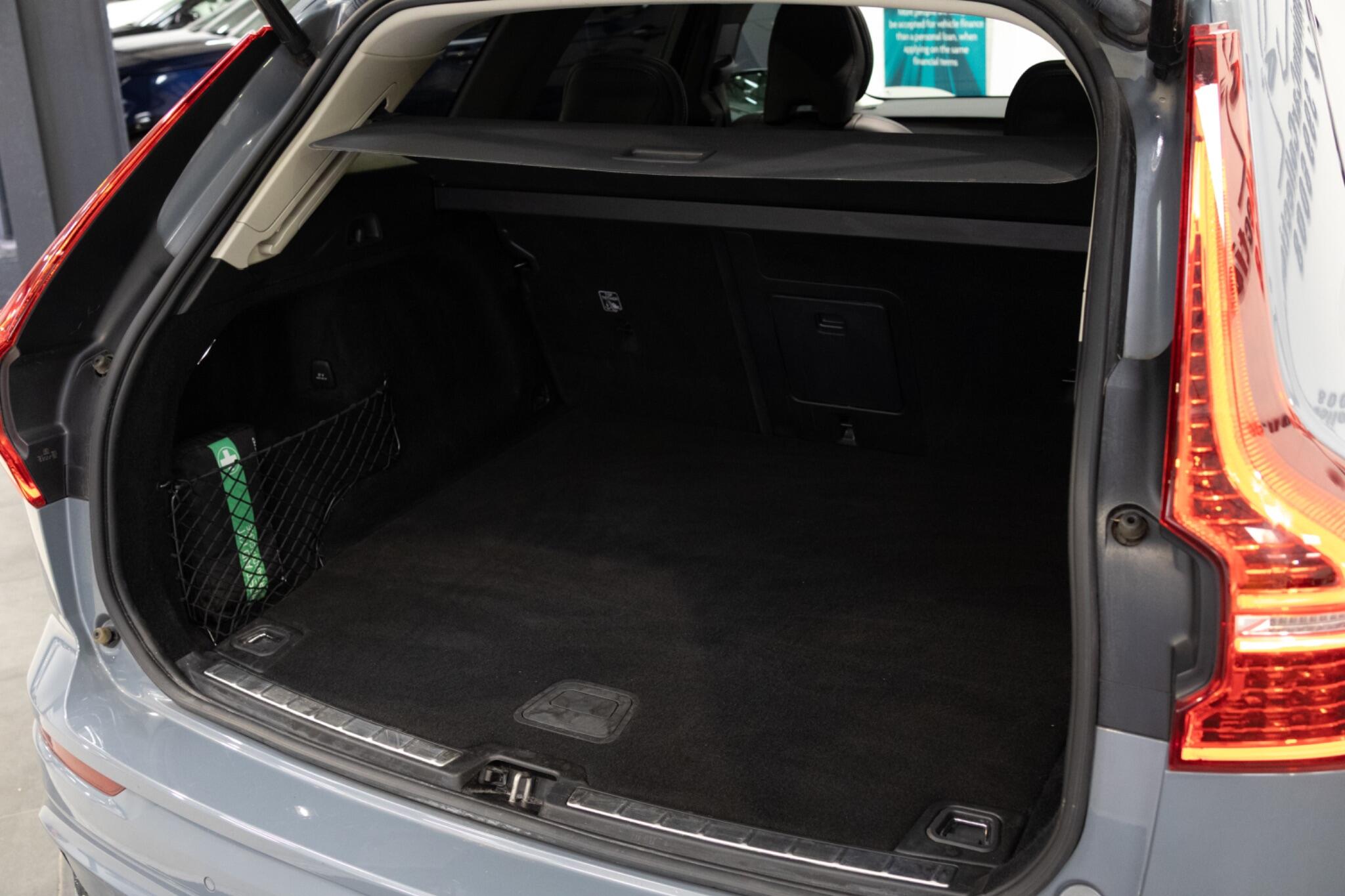 Volvo XC60 view 10