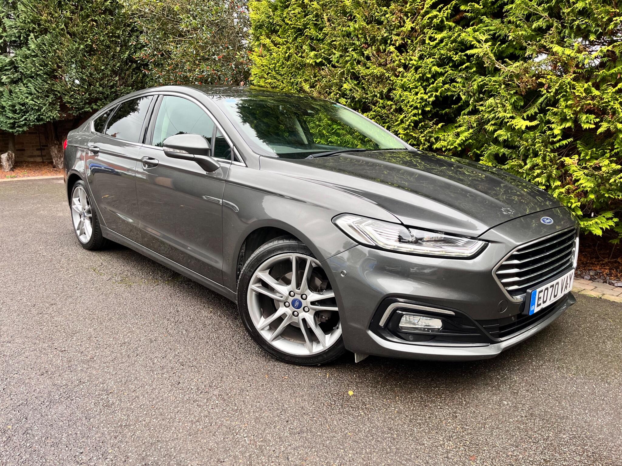 Ford Mondeo view 21