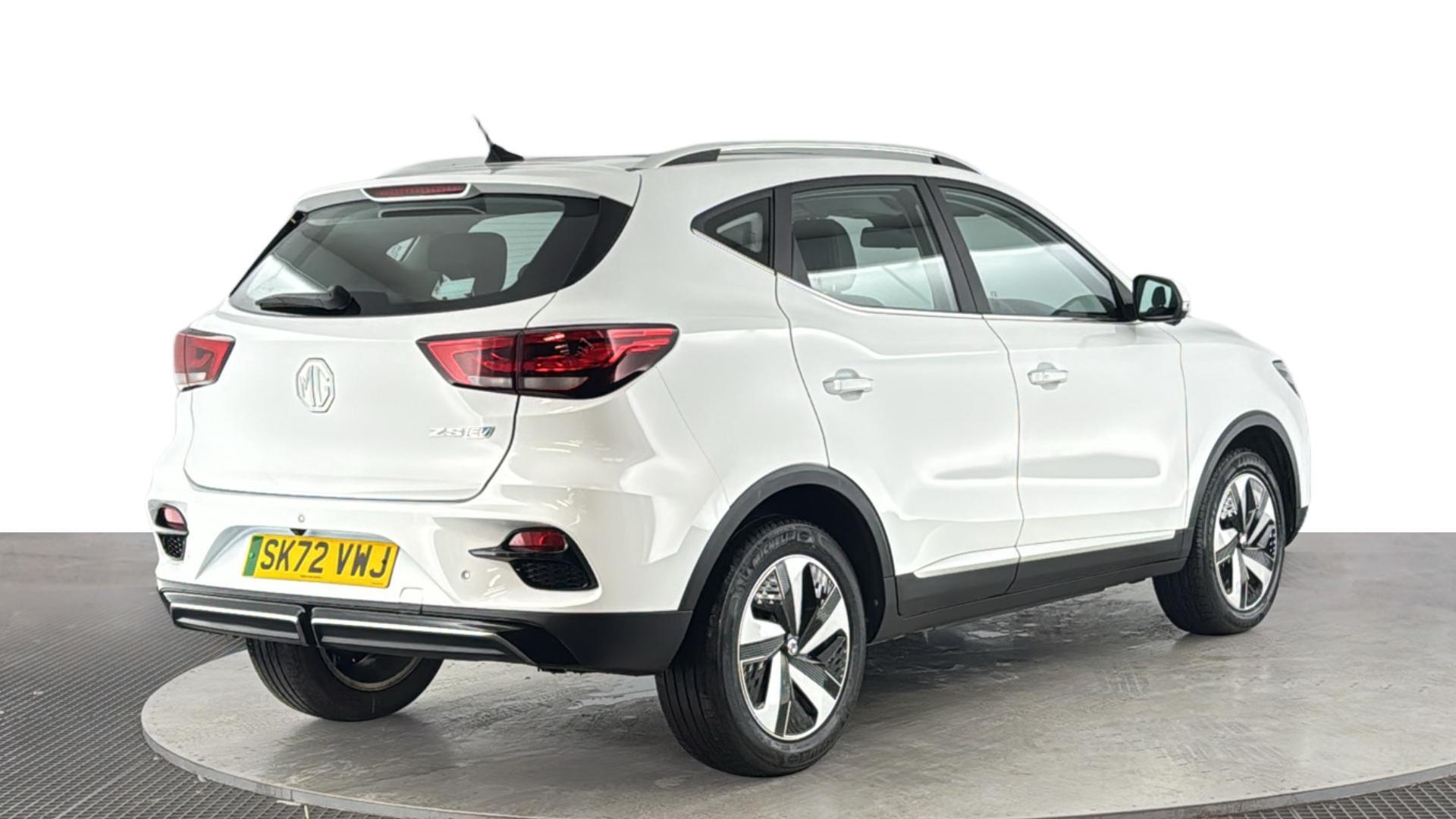 MG MG ZS view 4