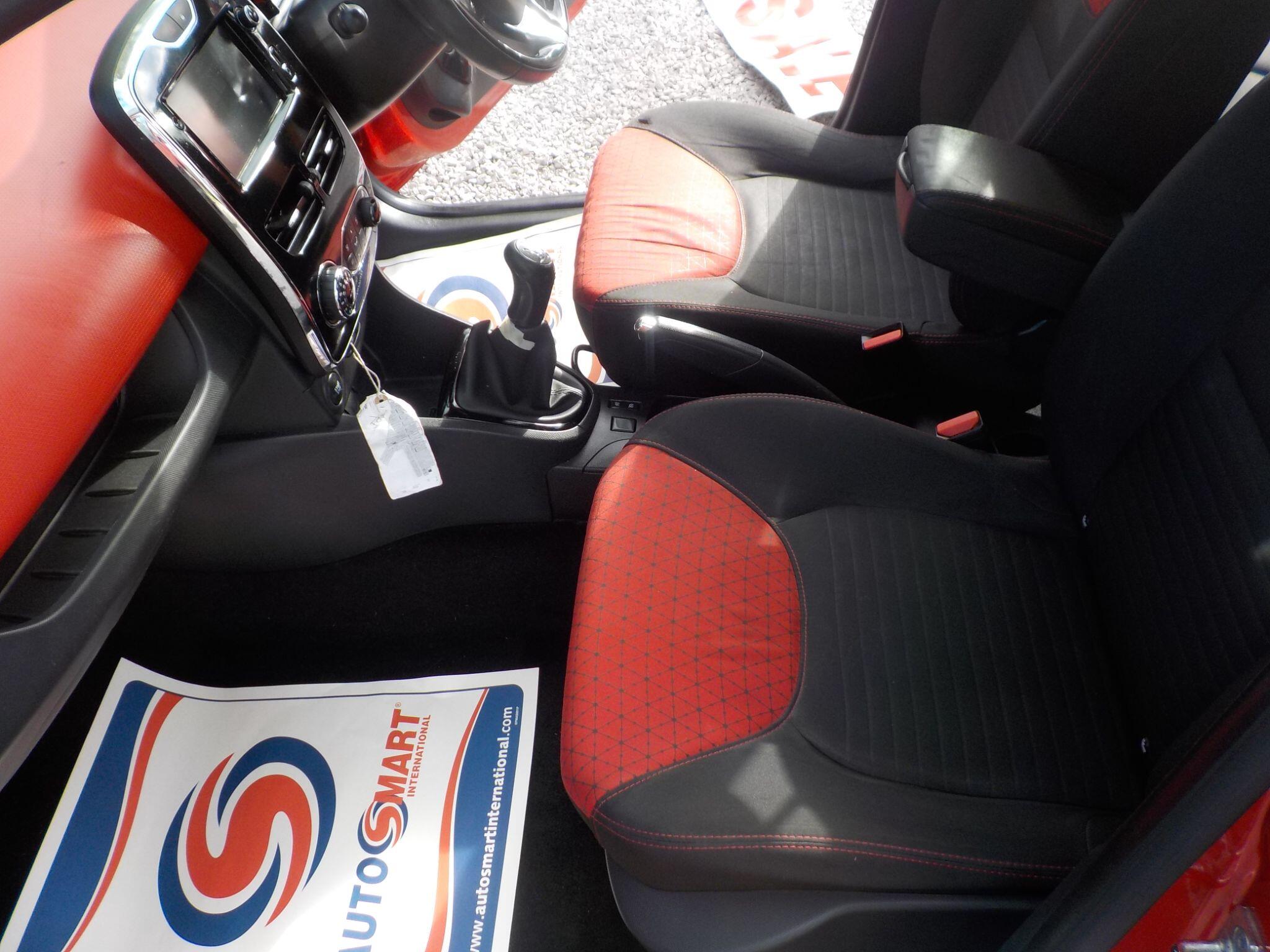 Renault Clio 1.5 dCi Dynamique S MediaNav Euro 5 (s/s) 5dr