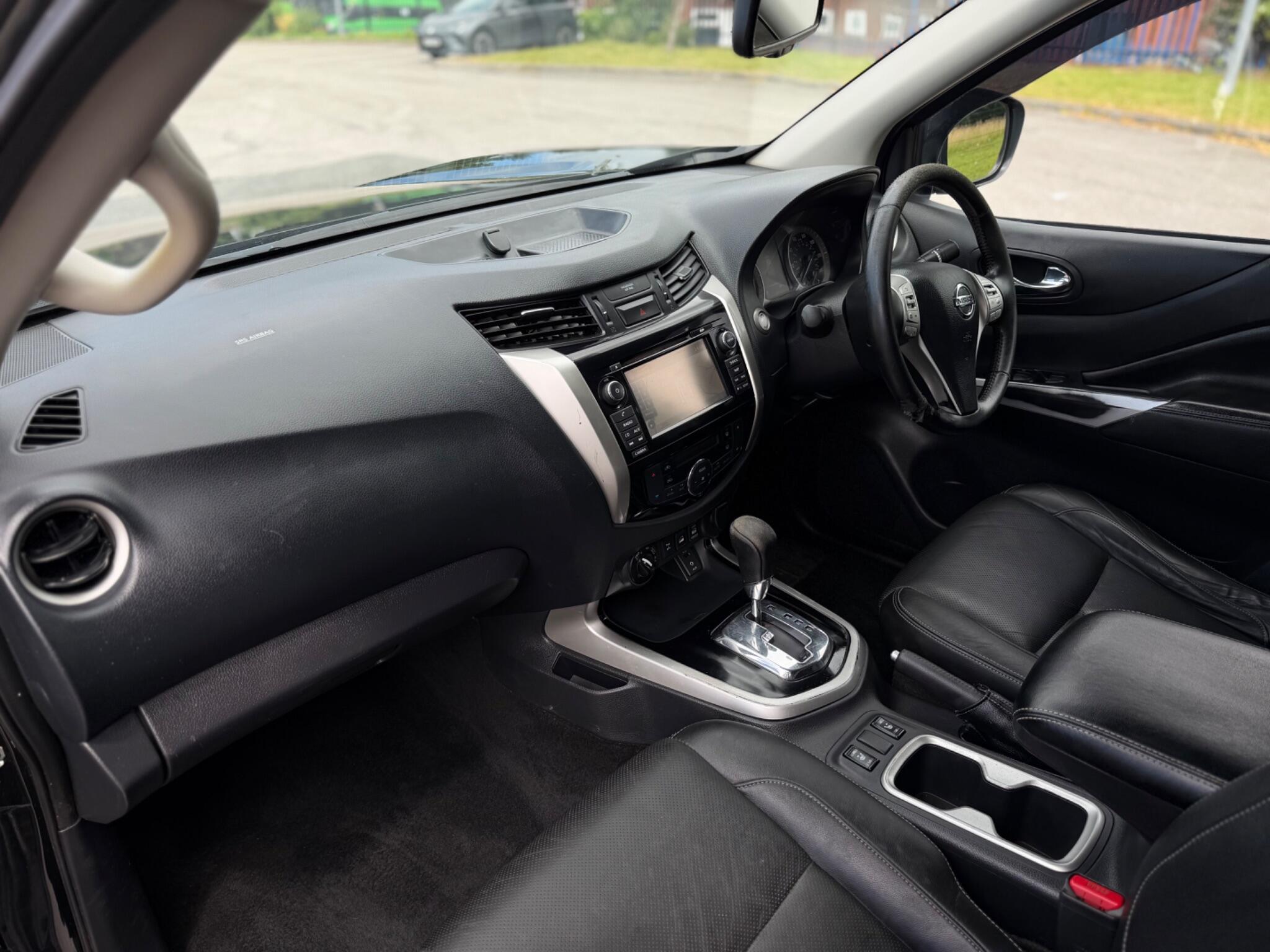 Nissan Navara view 13