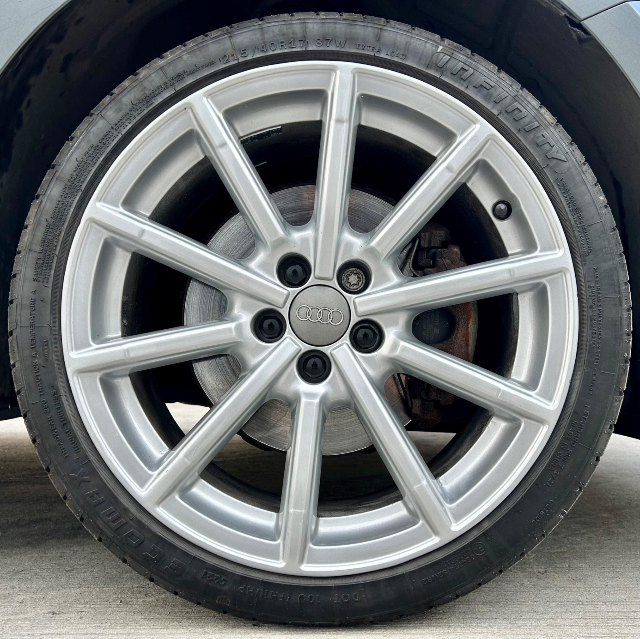 Audi A1 view 12