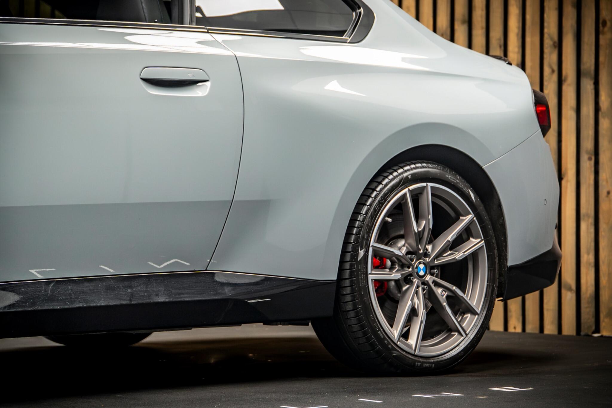 BMW 2 Series view 16
