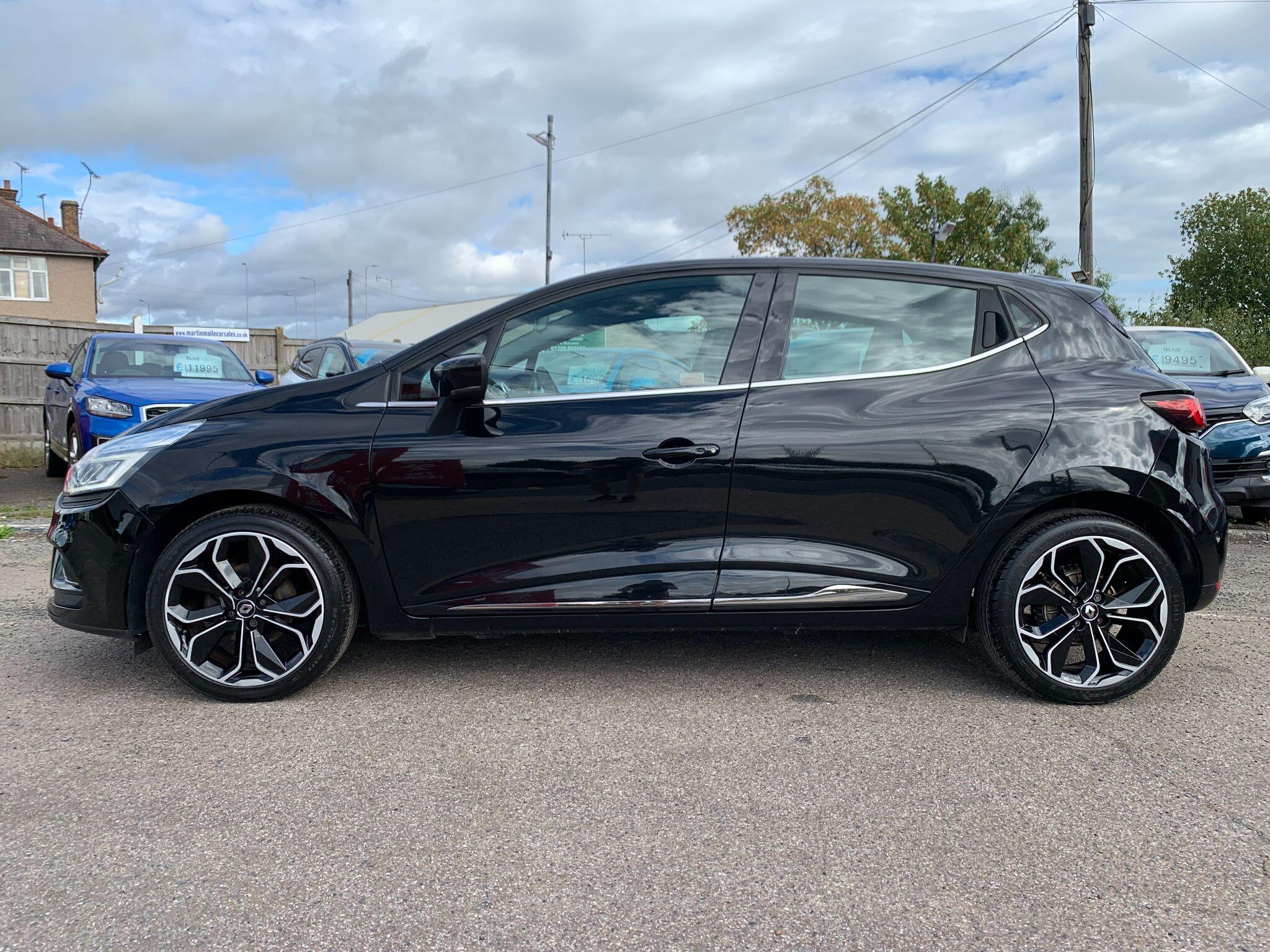 Renault Clio view 3