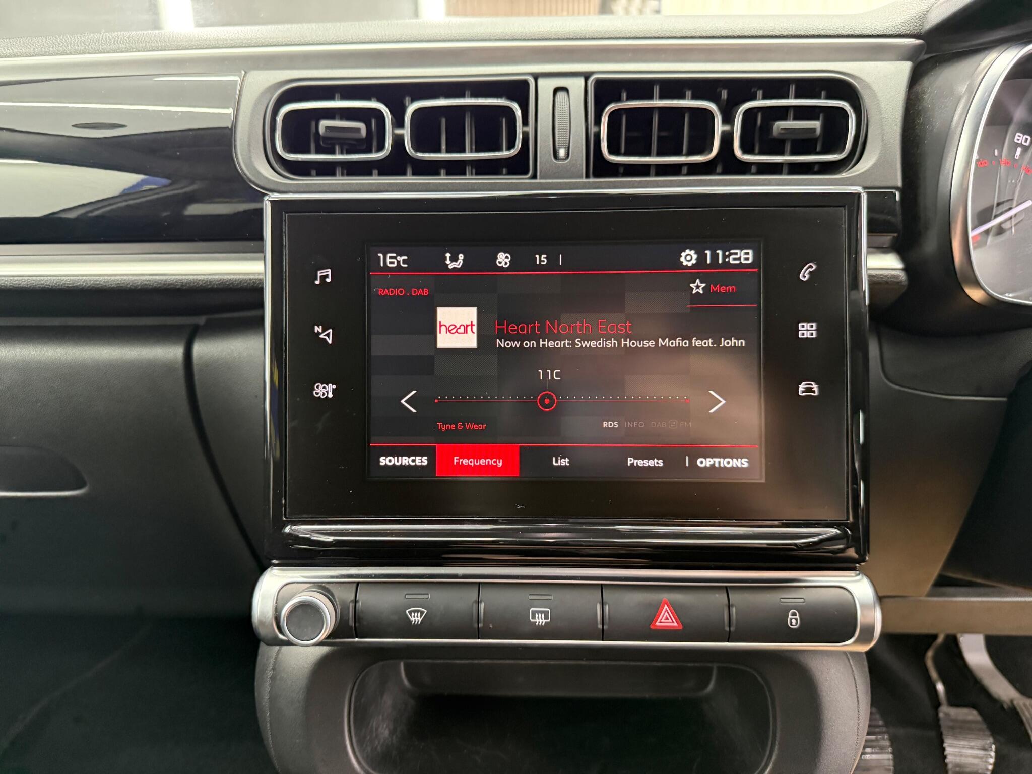 Citroen C3 view 38