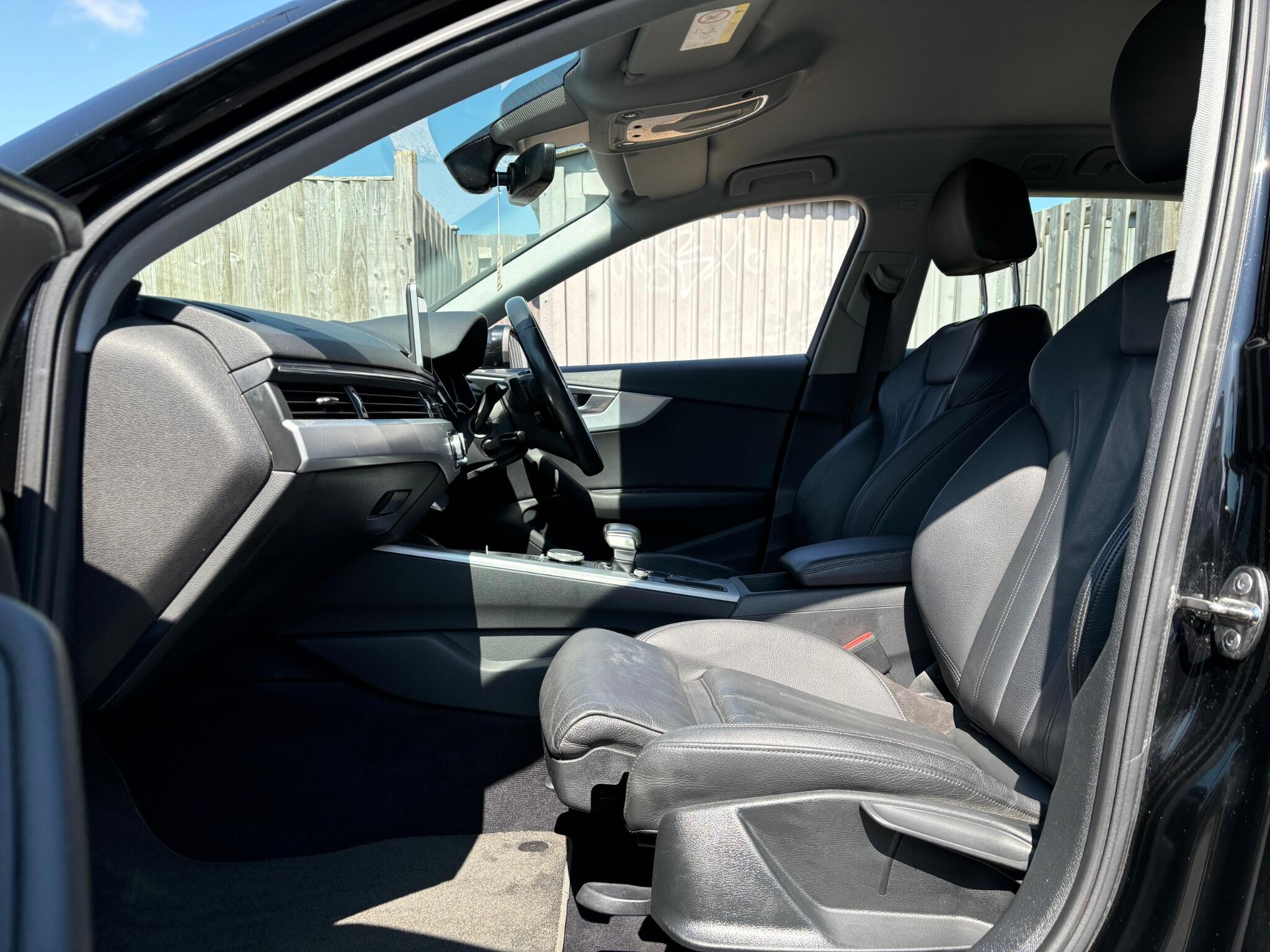 Audi A4 Avant view 20