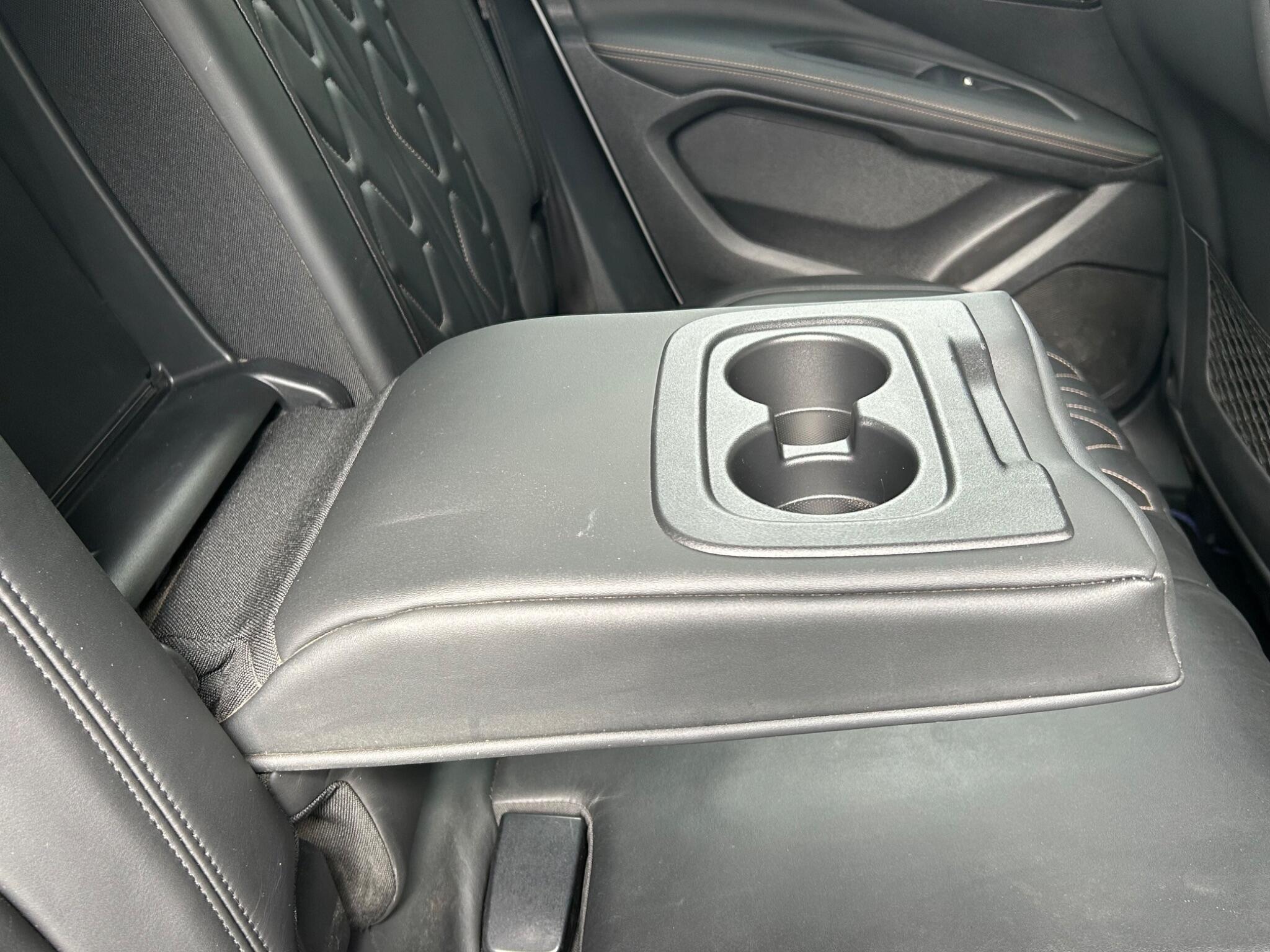 Peugeot 3008 view 30