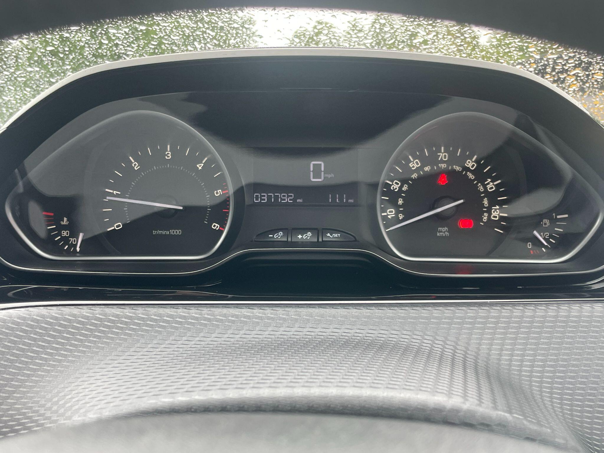 Peugeot 2008 view 29