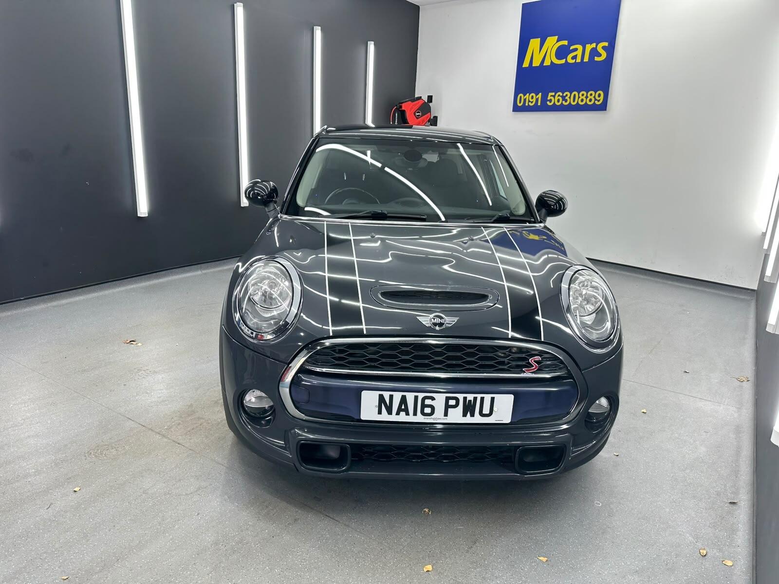 MINI Hatch view 5
