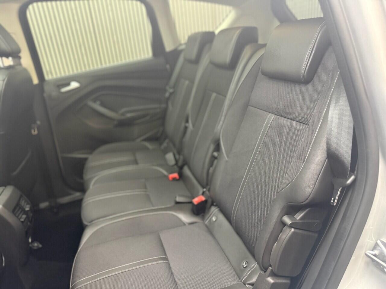Ford C-Max view 7